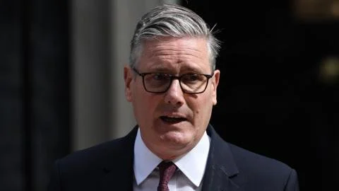 A New Era Approaches: Starmer Resigns and Sparks Leadership Contest in Labour Party
