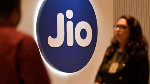 Unlocking Wealth: How India's Phone Culture Fuels Record-Breaking Share Sales
