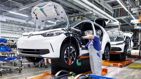 Volkswagen's Job Cuts: What 100,000 Layoffs Mean for the Future of the Automotive Industry