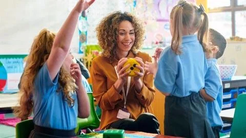 Unlocking the Gift: Deciding on Your Year-End Teacher Contribution