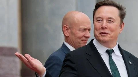 SpaceX's Stock Stumbles: What the Drop Below IPO Price Means for Investors