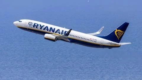 Sky-High Costs: How the Iran War is Grounding Ryanair's Profits