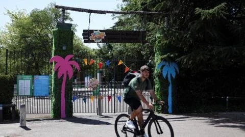 Chessington Theme Park's Sudden Closure: Water Woes Strike Again!