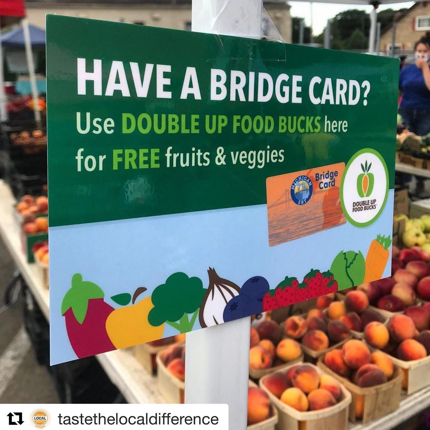 Was too busy checking out the sign I almost missed those peaches! Just one of the plentitude of things you can purchase with your double up food bucks at the farmers market. See below for more info on applying or utilizing your benefits!
#Repost @tas