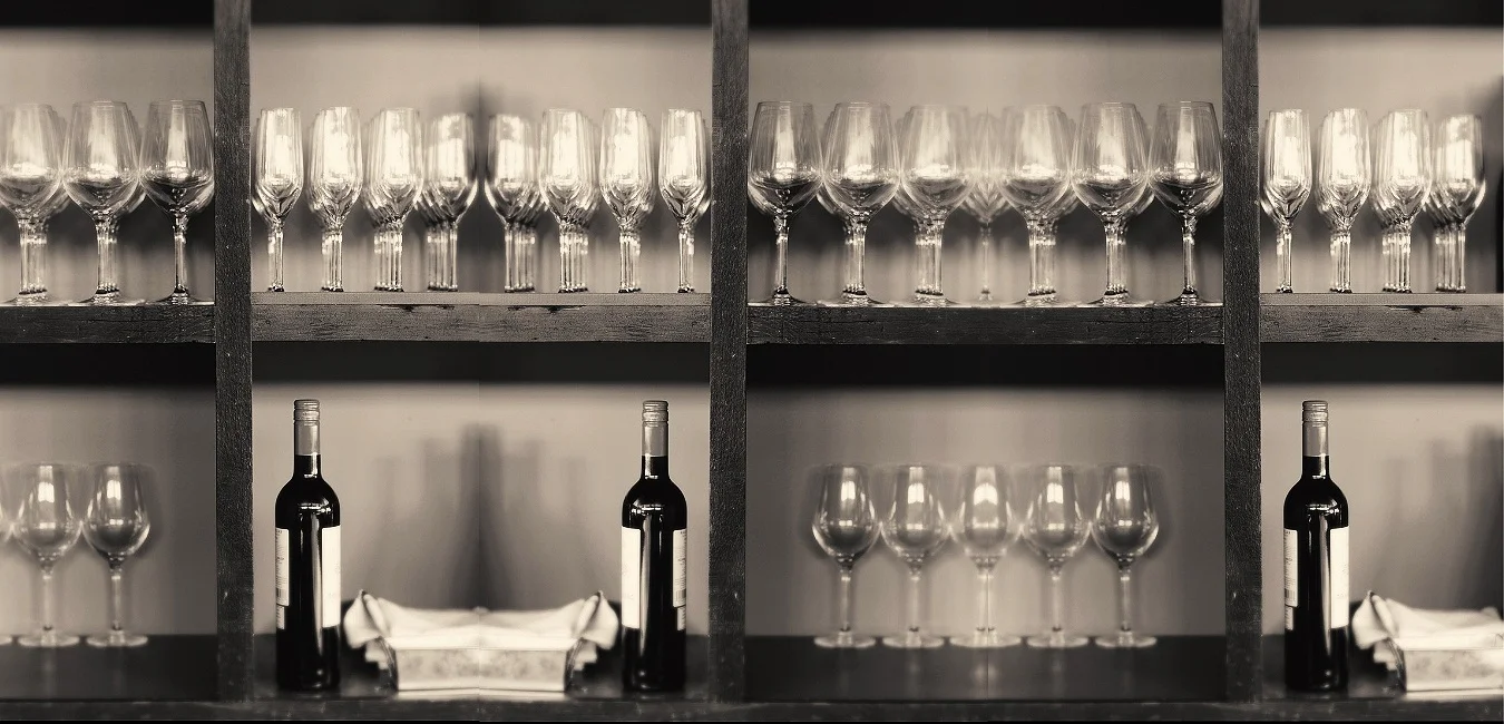 Welcome+page+bar+shelves.jpg