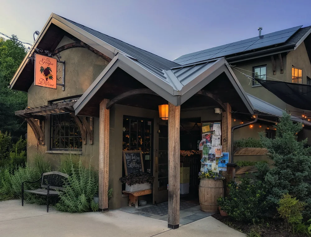 The Grape D'Vine Wine & Spirits