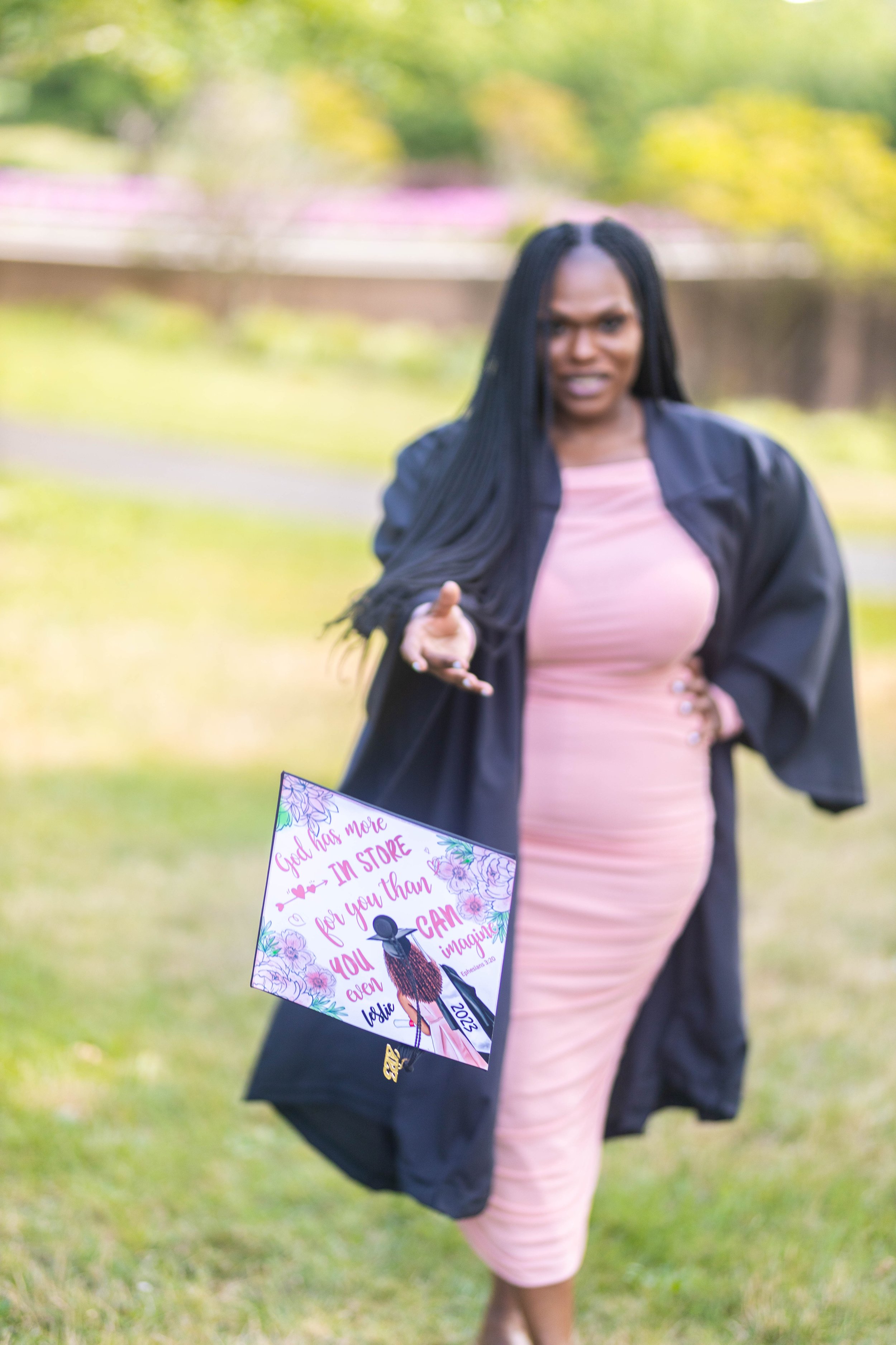 257-LESLIE GRADUATION.jpg