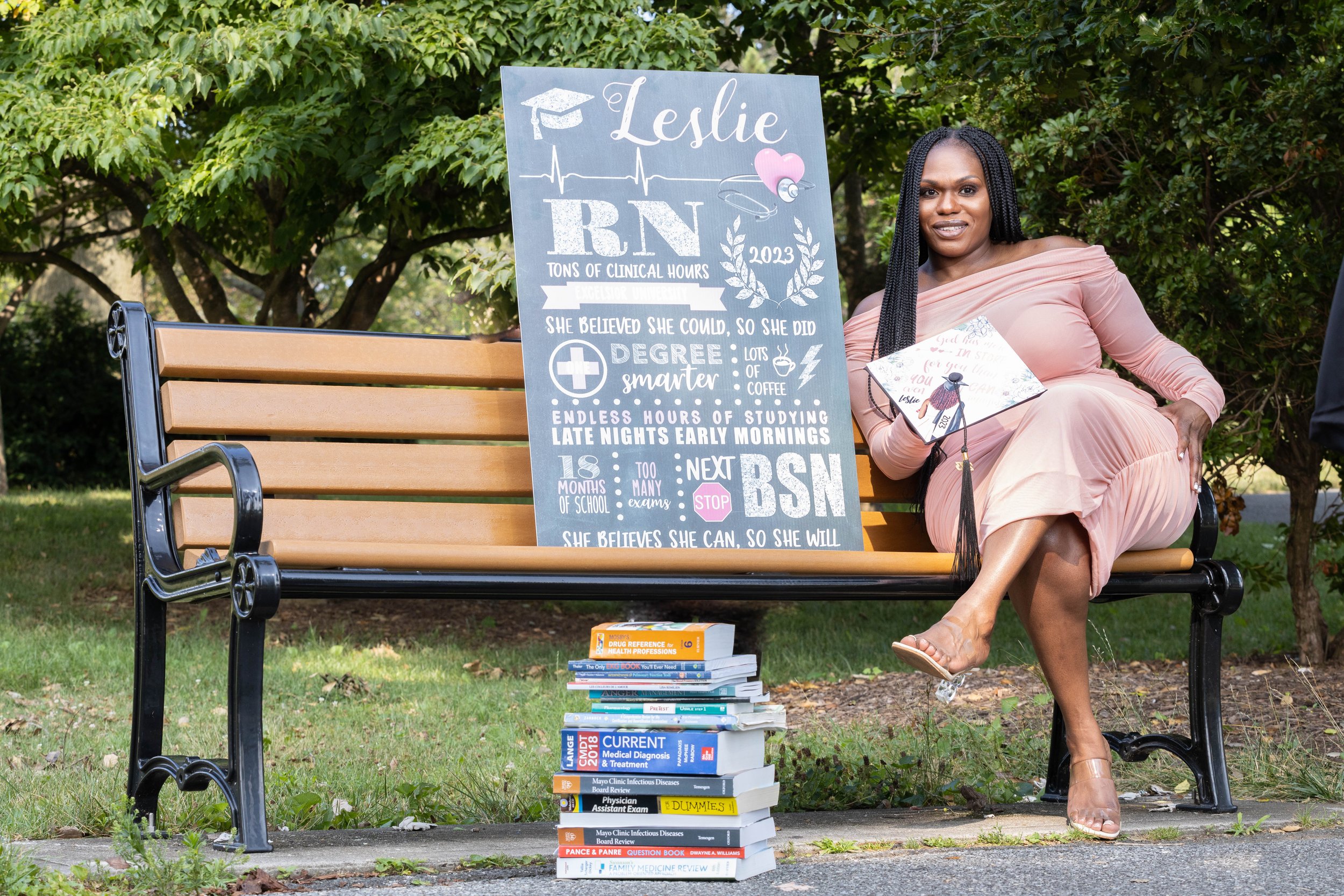 217-LESLIE GRADUATION.jpg