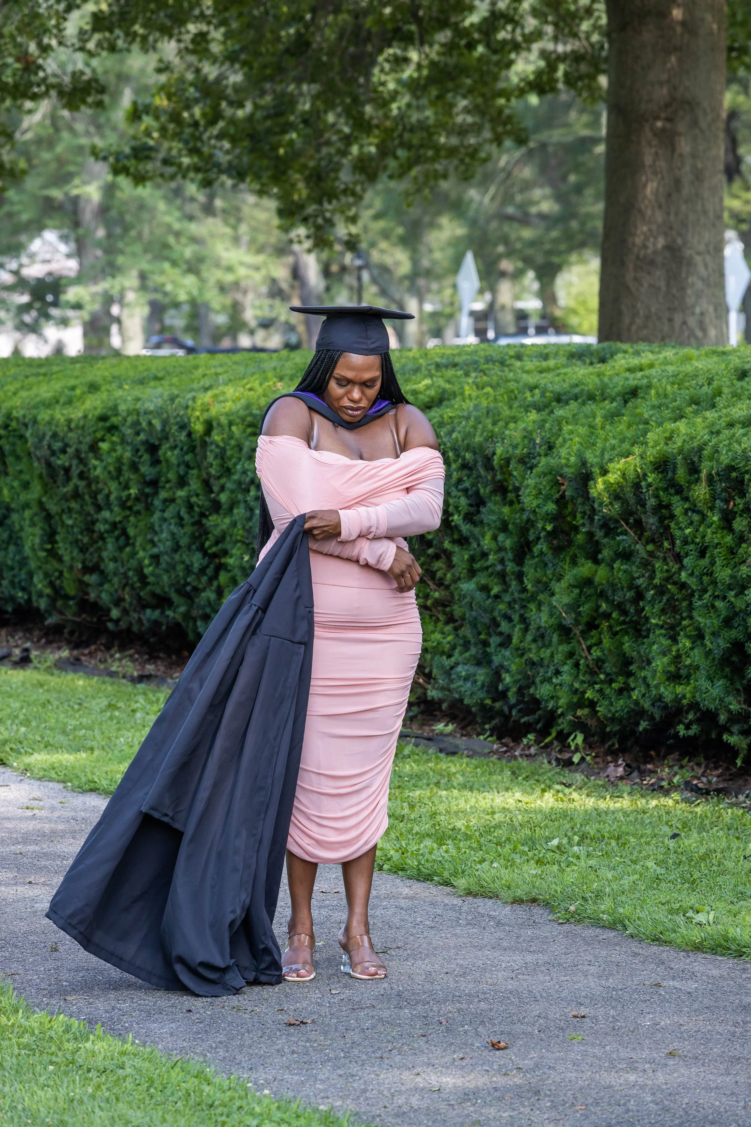 083-LESLIE GRADUATION.jpg