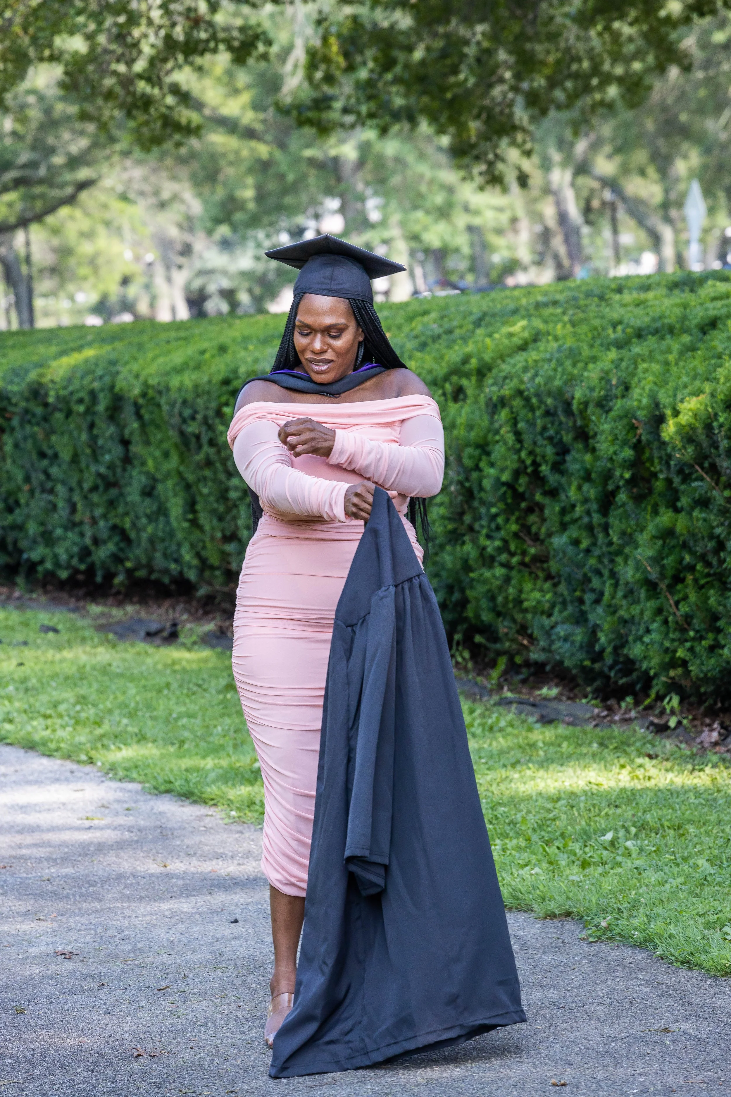 087-LESLIE GRADUATION.jpg