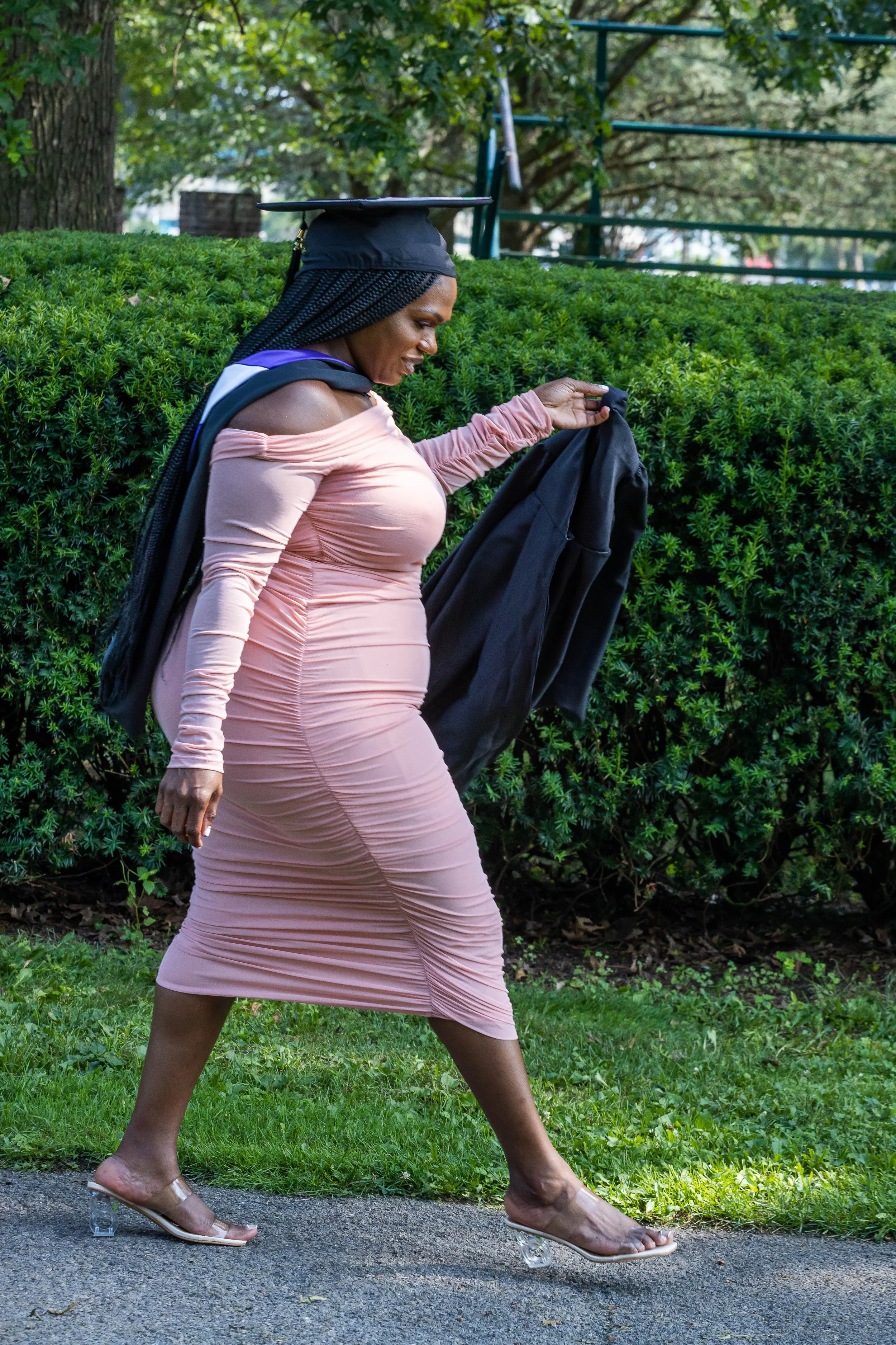 120-LESLIE GRADUATION.jpg