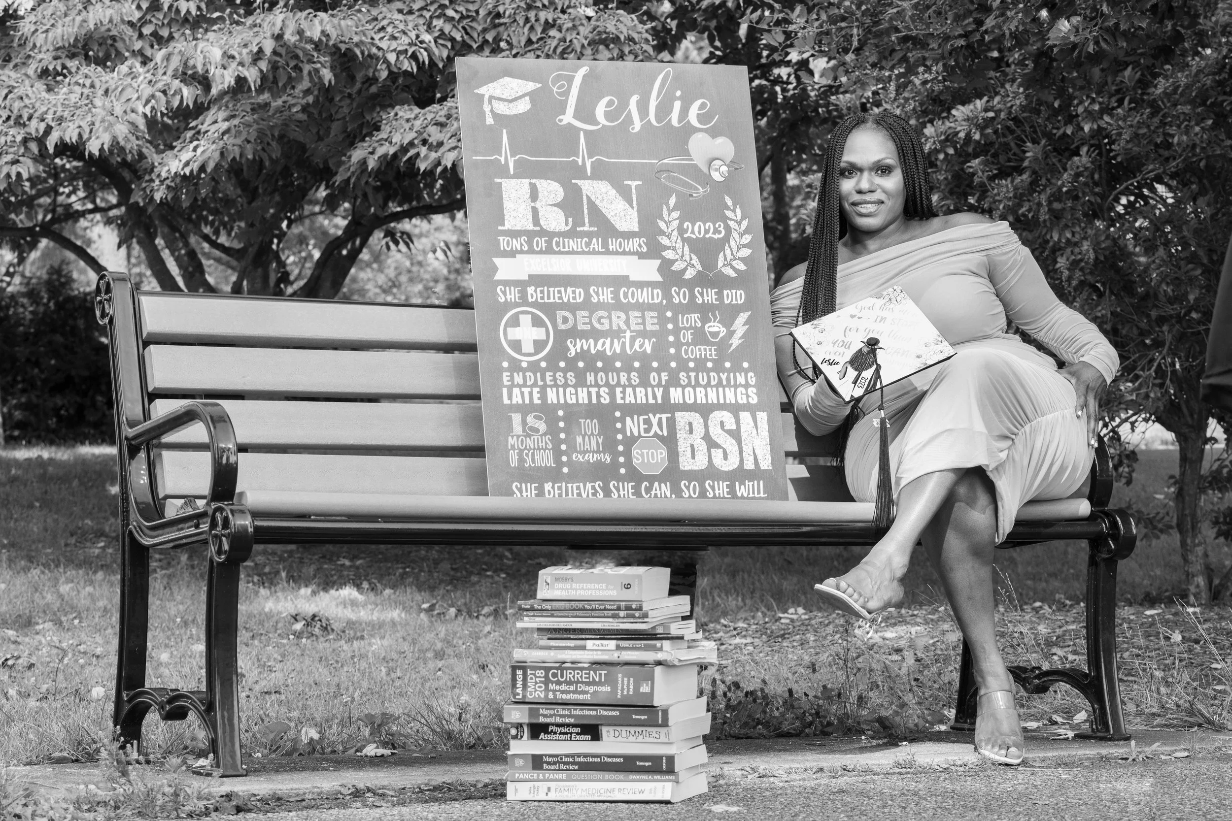 218-LESLIE GRADUATION.jpg