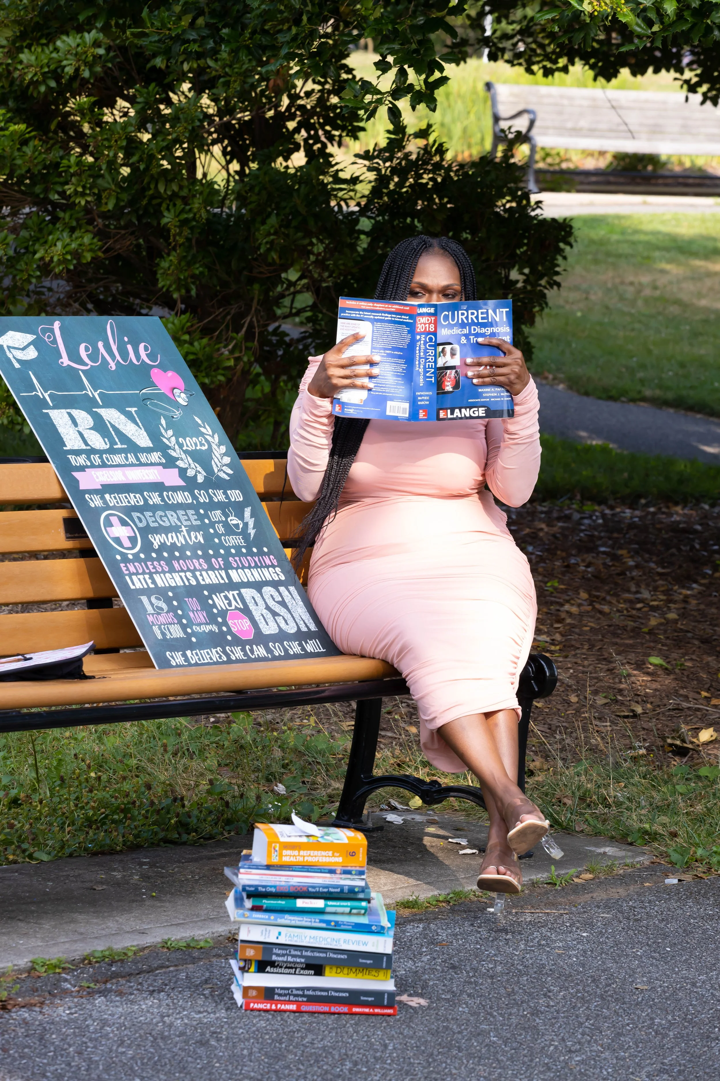 224-LESLIE GRADUATION.jpg