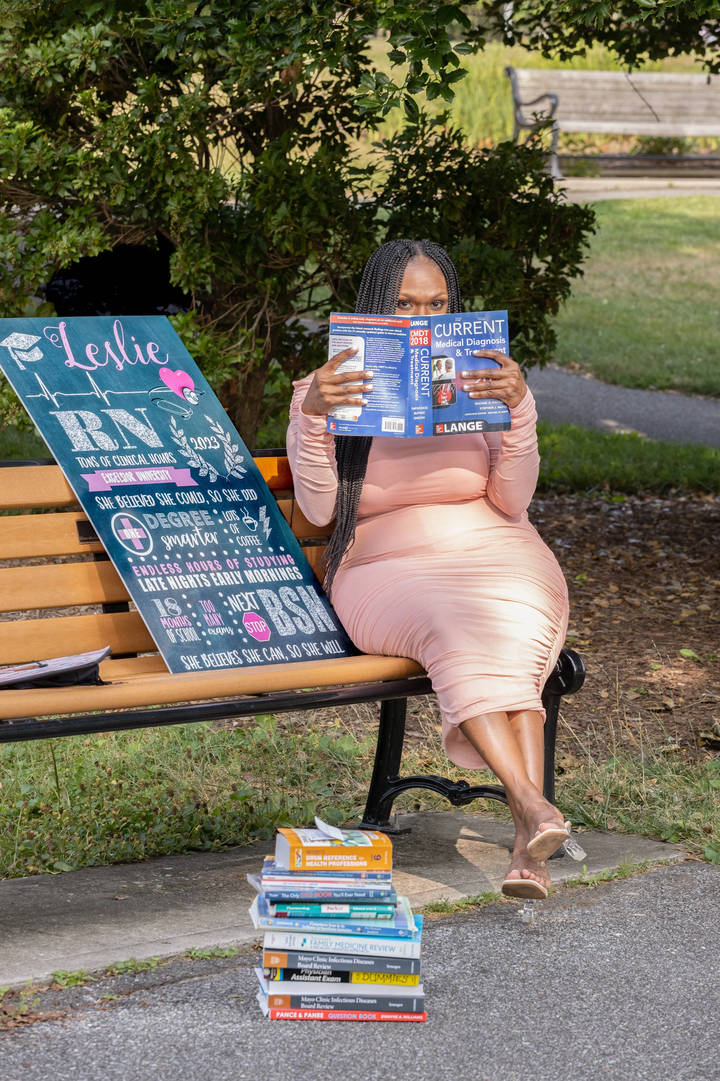 228-LESLIE GRADUATION-Edit.jpg