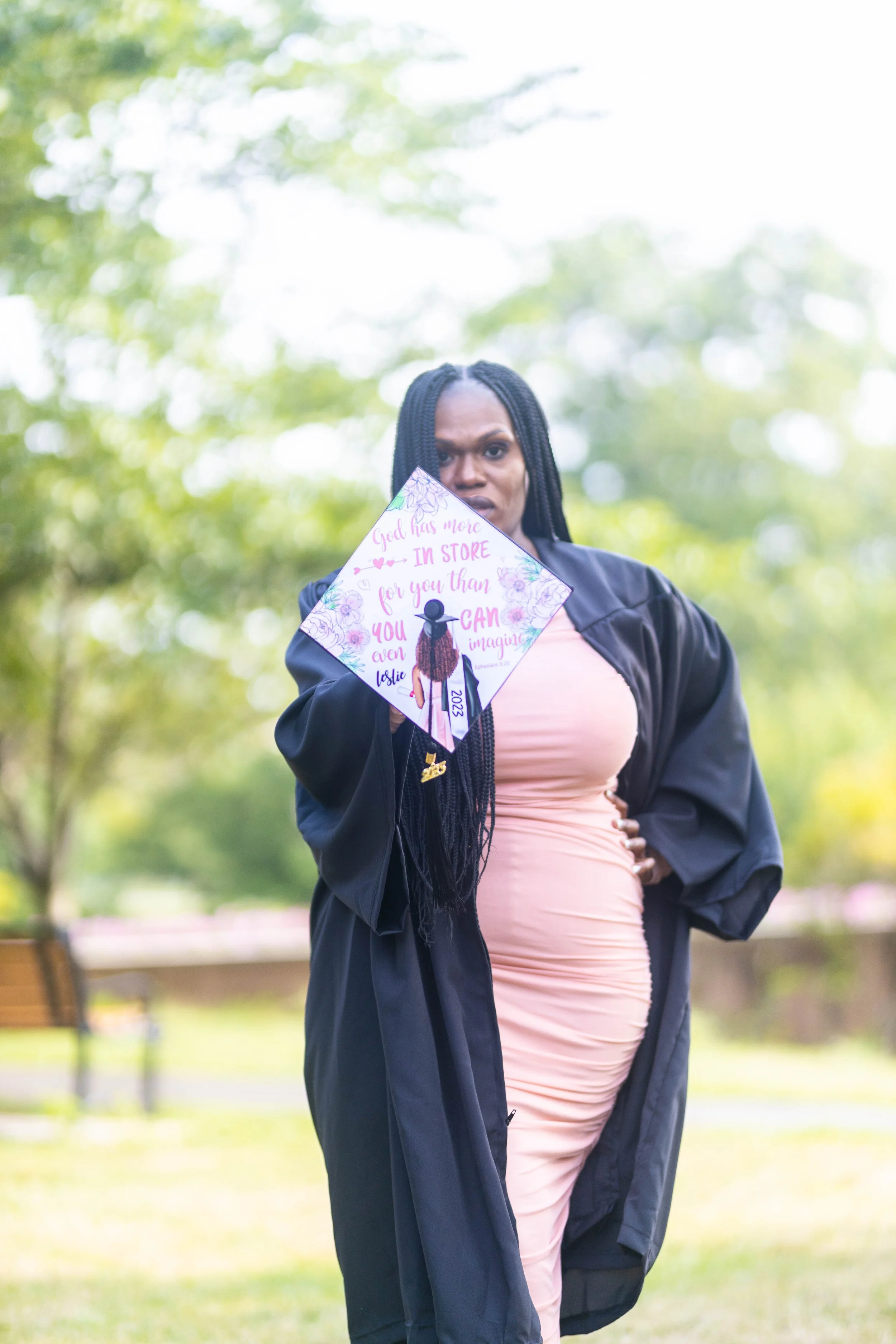 235-LESLIE GRADUATION.jpg