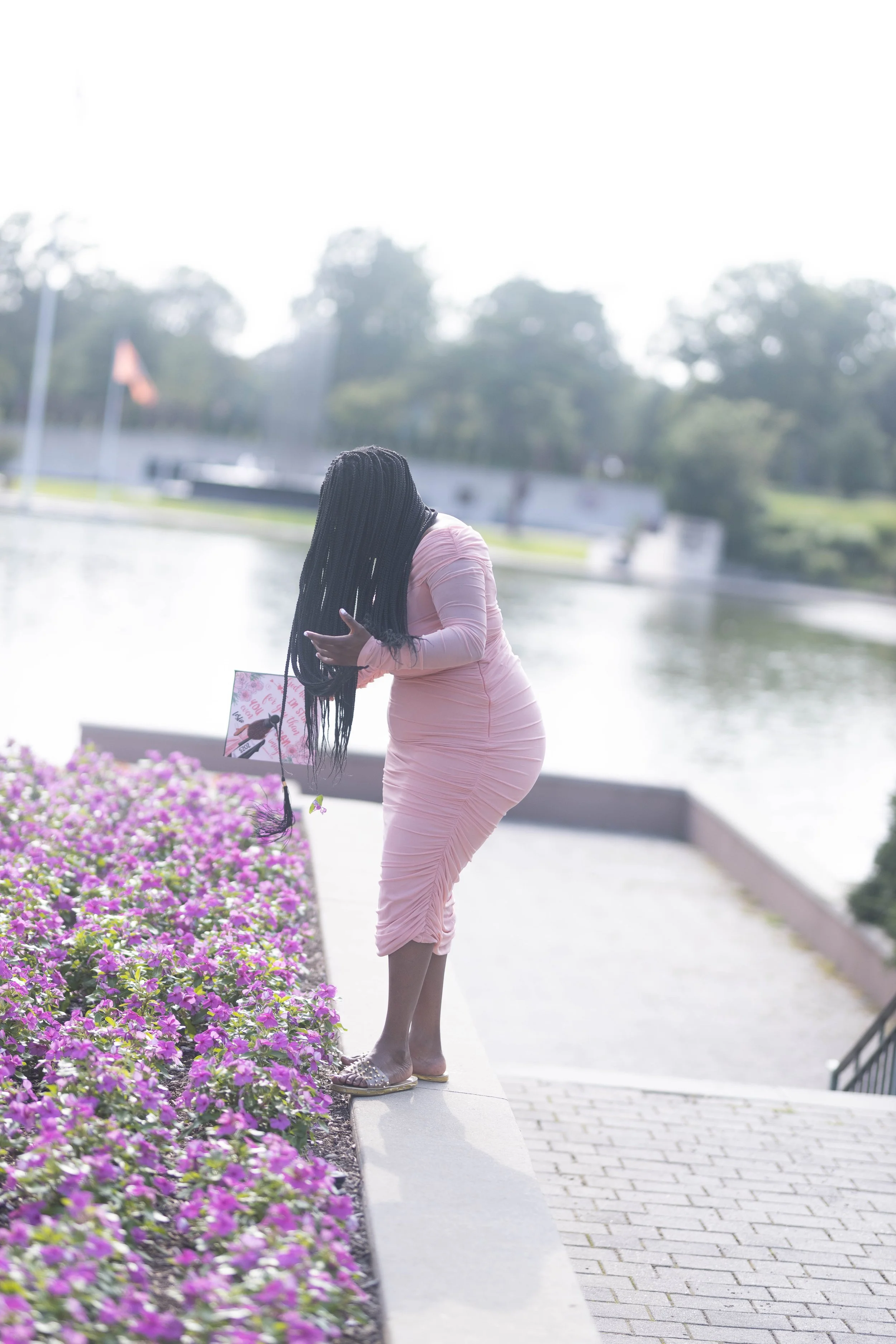 262-LESLIE GRADUATION.jpg