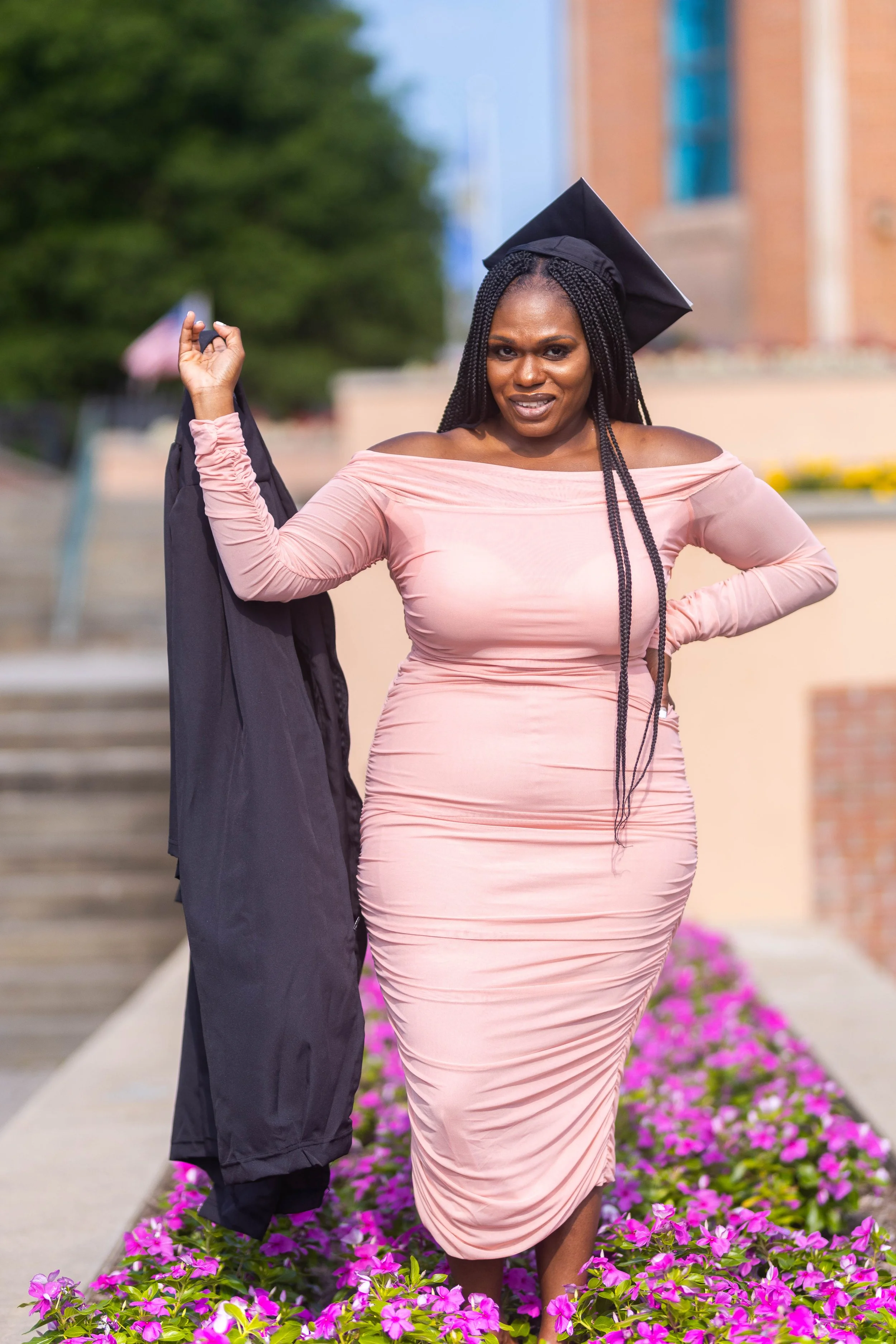 299-LESLIE GRADUATION.jpg