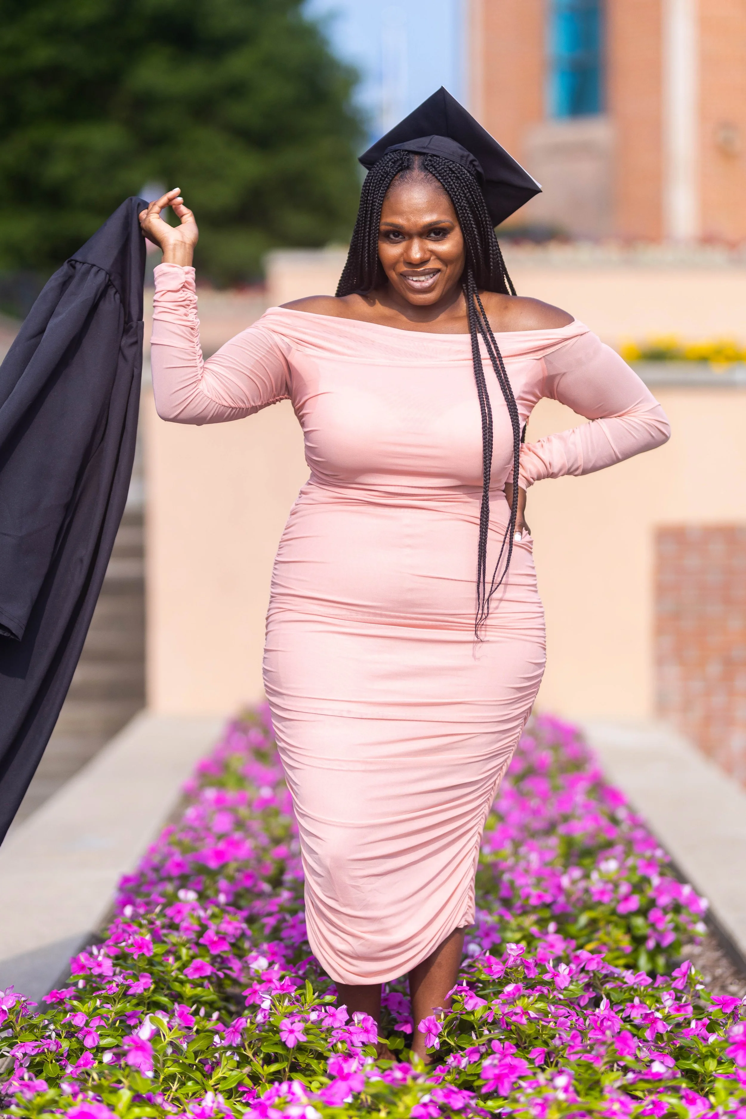 301-LESLIE GRADUATION.jpg