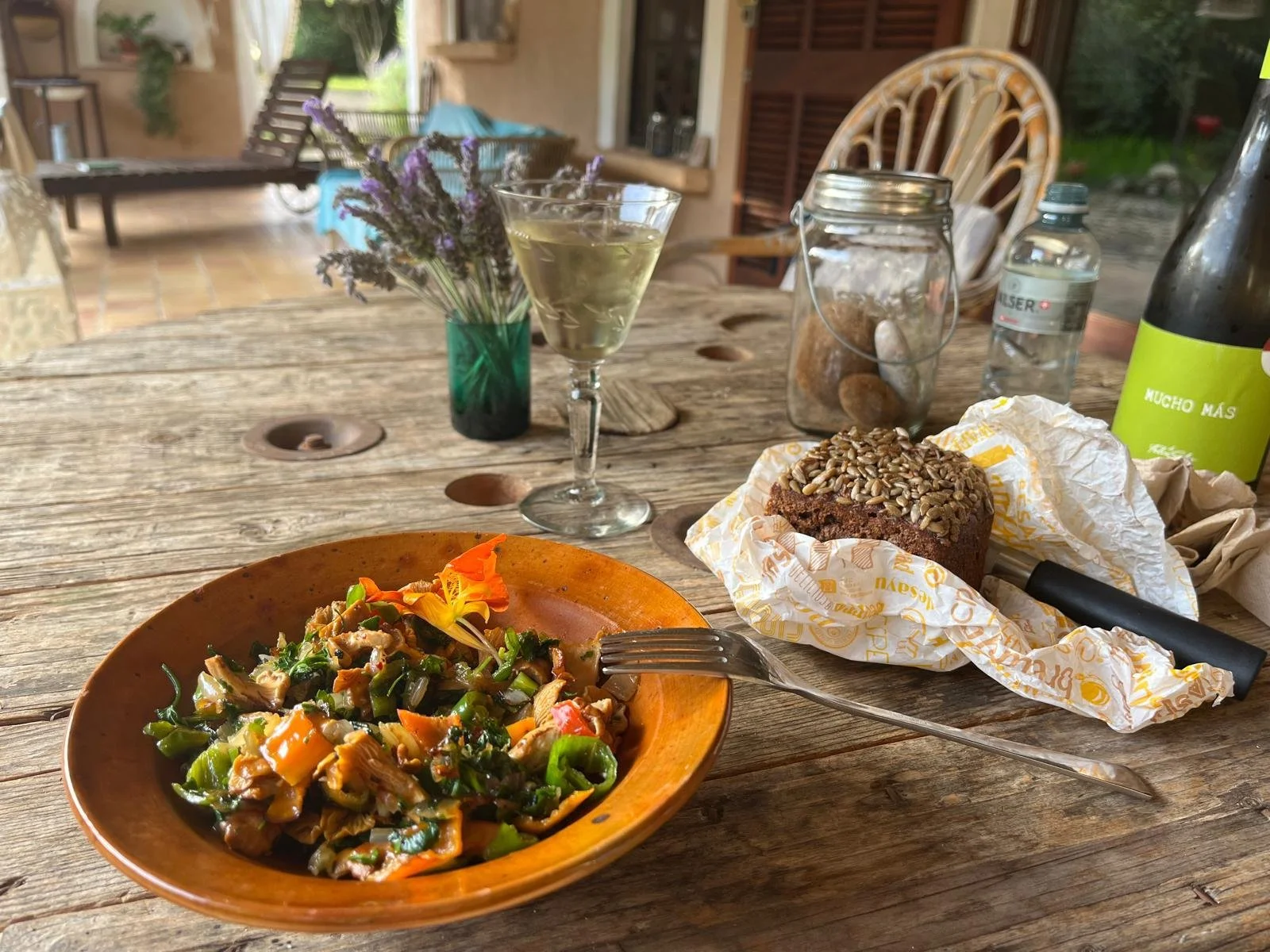 WhatsApp Image 2025-02-07 at 19.45.05 (1).jpeg