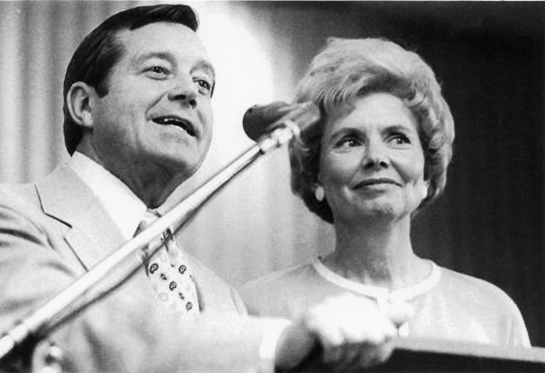 
Three Women: What a Difference They Made in My Life (4)--Vonette by Bill Bright  