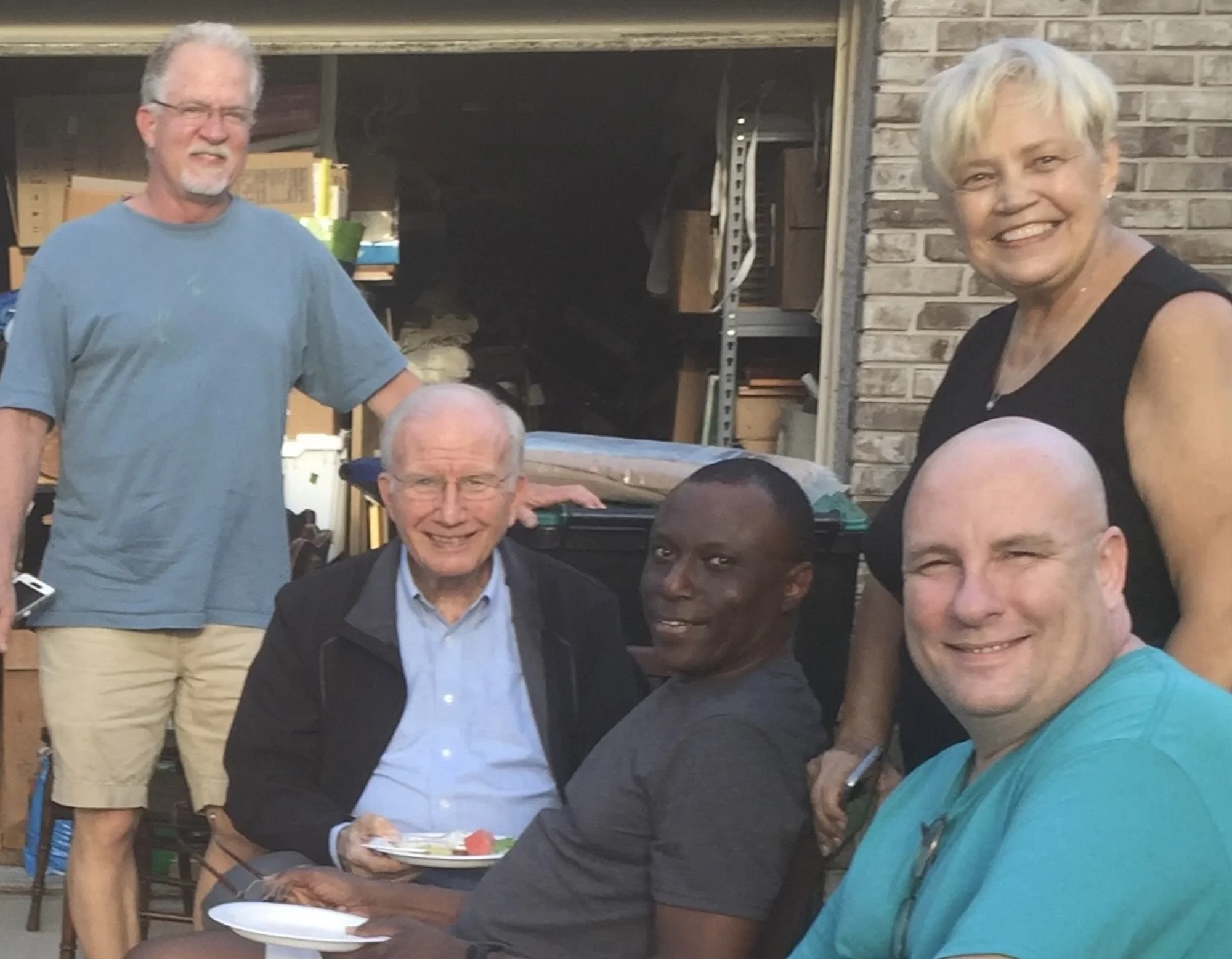 10 Easy Ways to Be a Good Neighbor