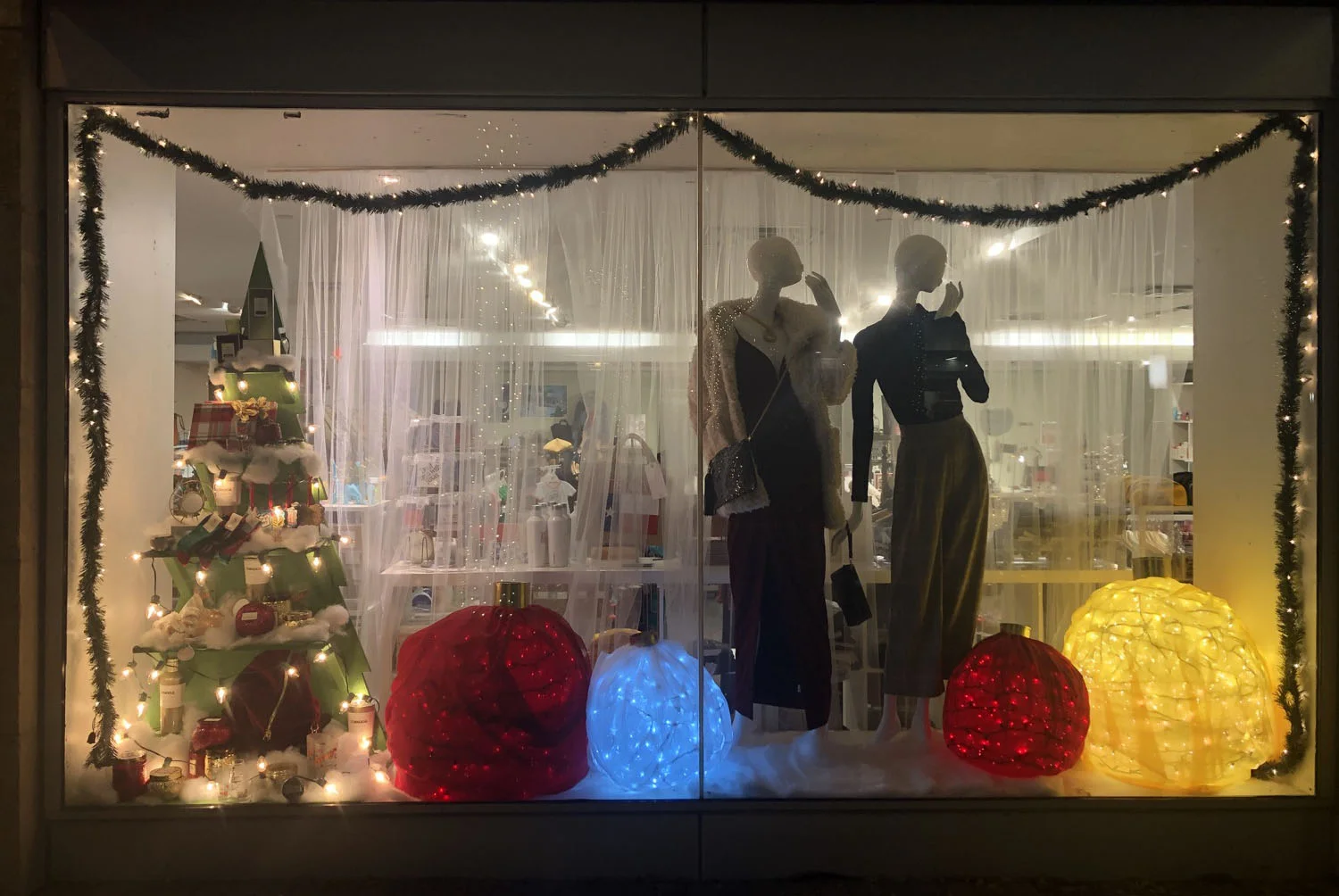 Christmas Themed Window Photo by Lucinda Culver, 2018