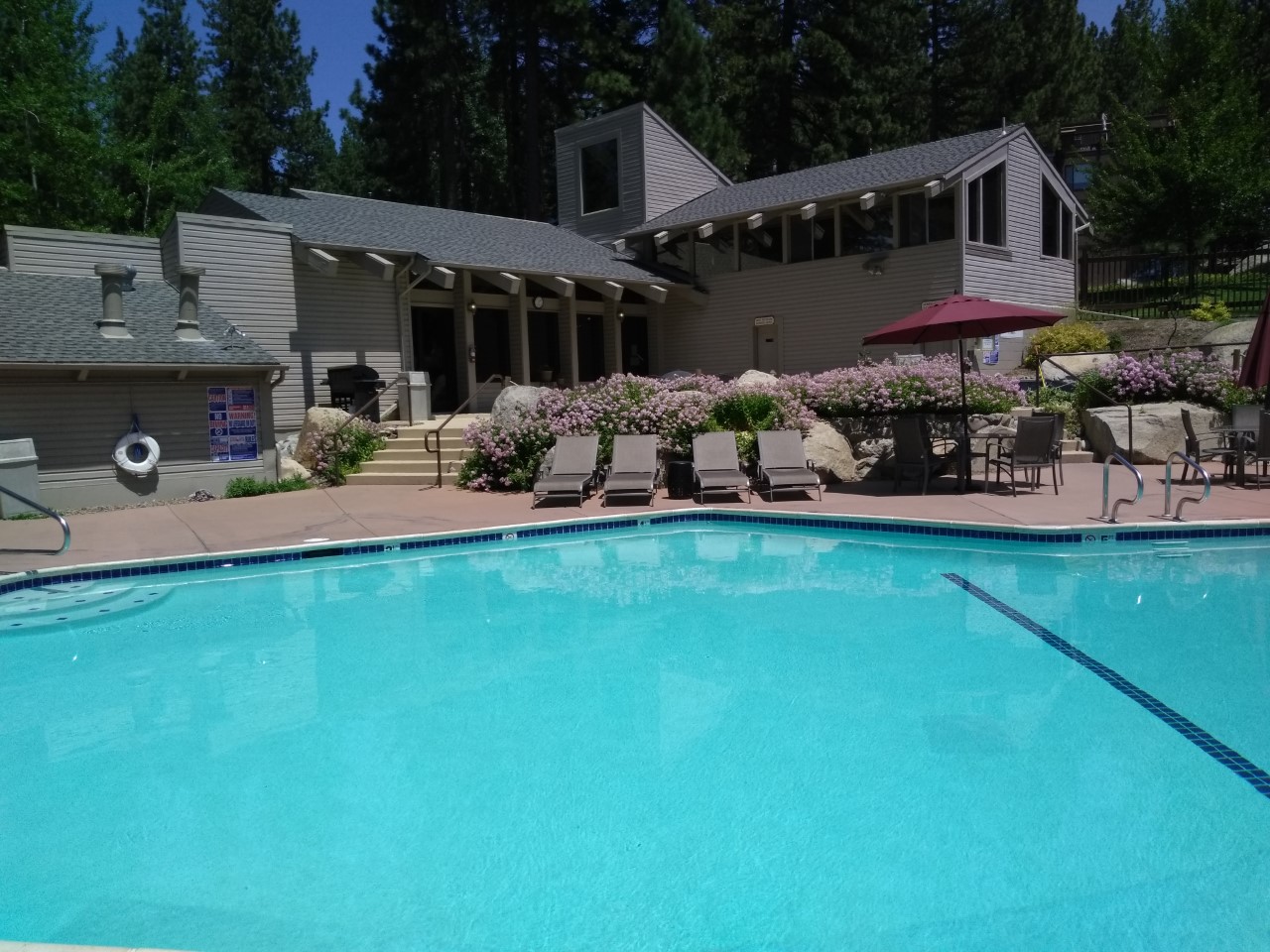 Amenities — Lake Village Homeowners Association