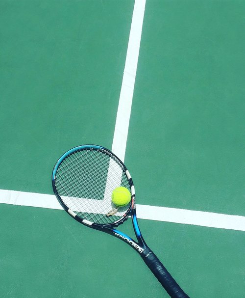 Learn About the Different Types of Tennis Rackets — Apex Court Builders