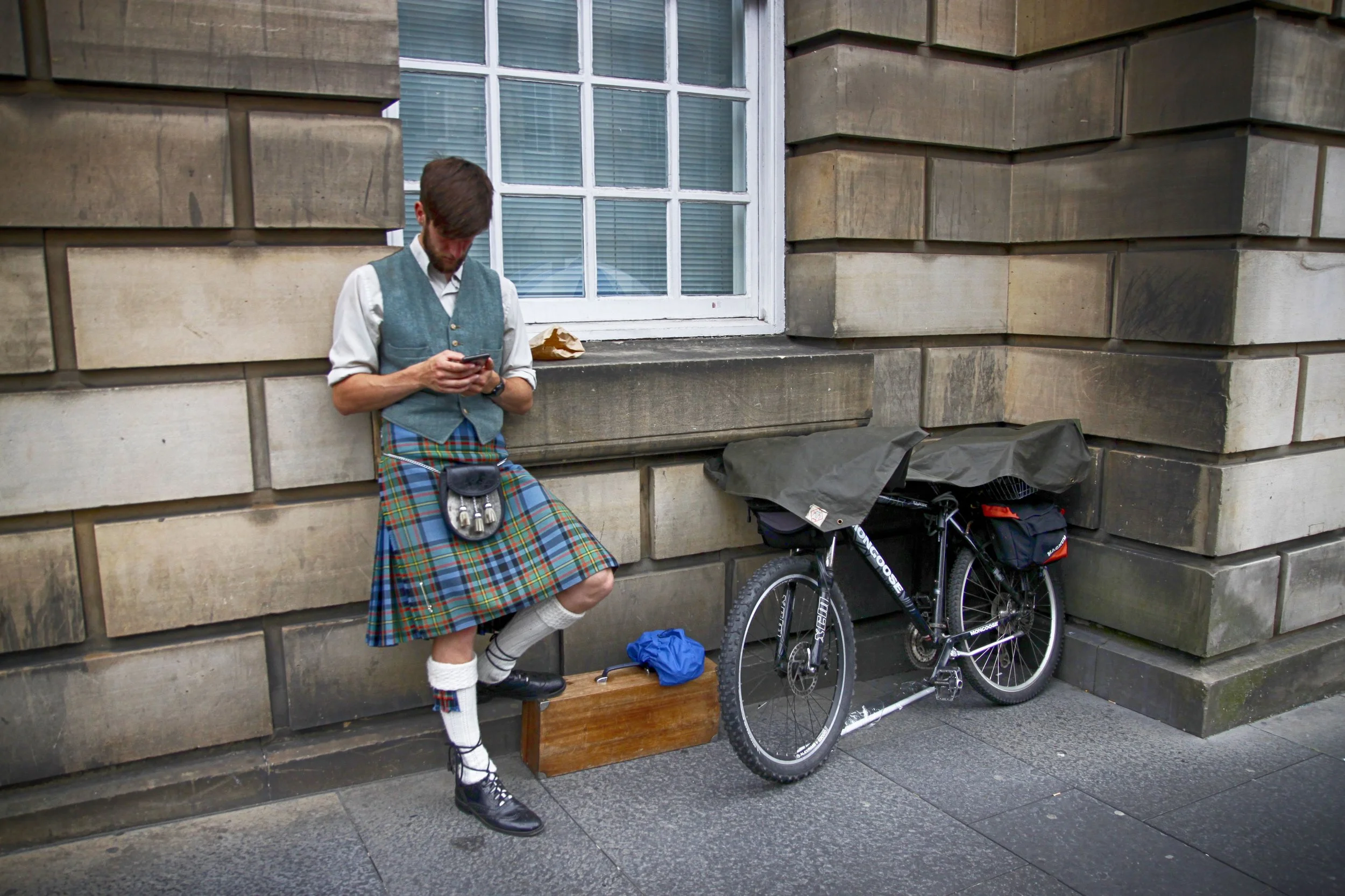 Bagpiper 1.JPG