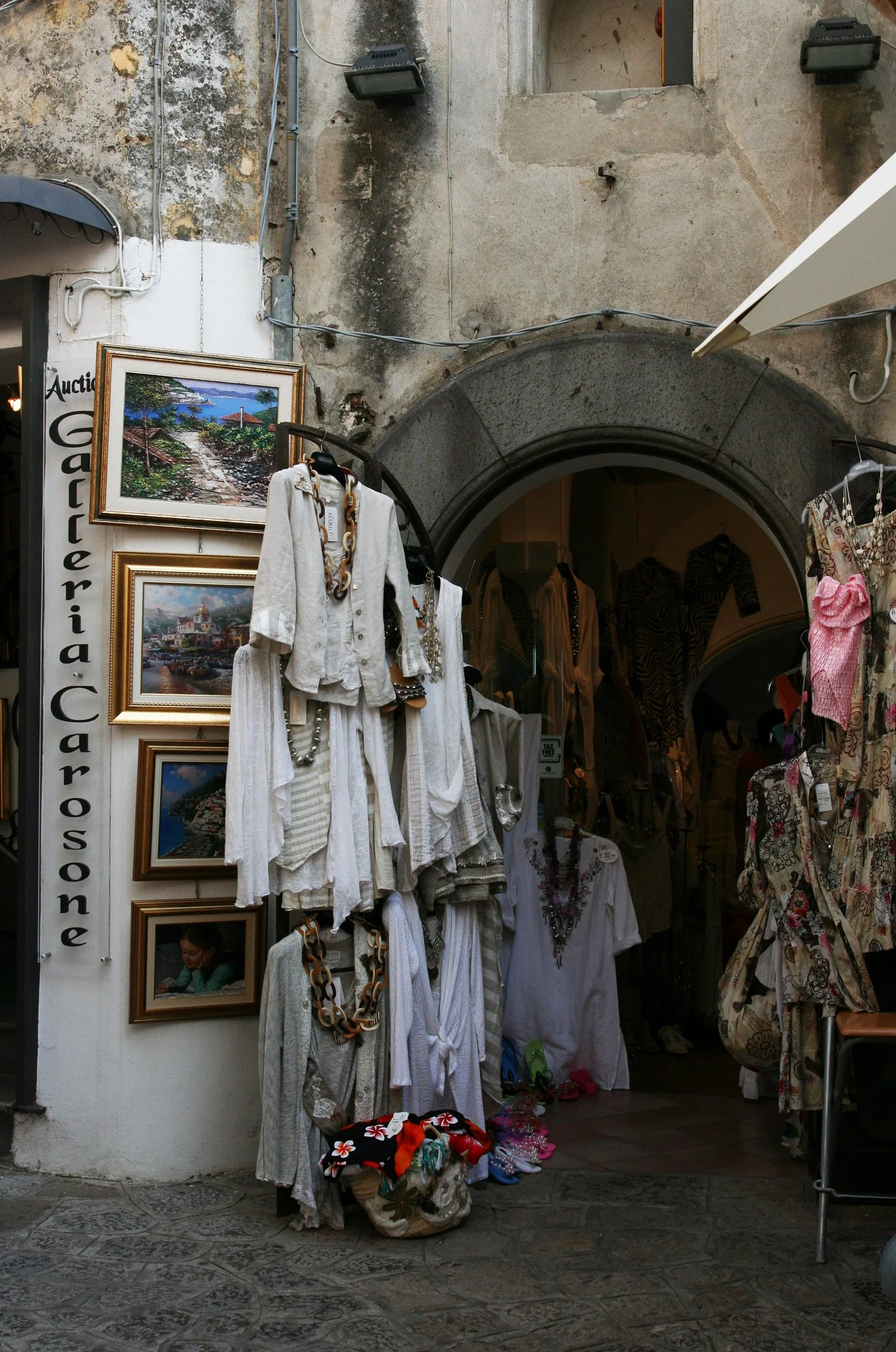 Dresses in Positano 3.jpg