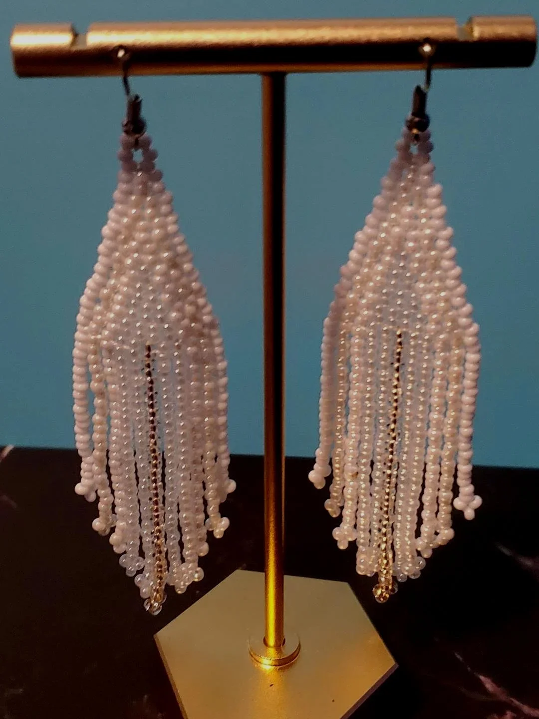 white+dangle.jpg