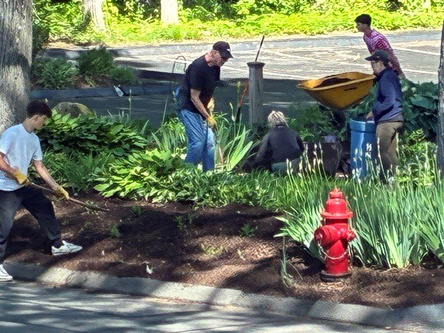Church Clean Up 1.jpg