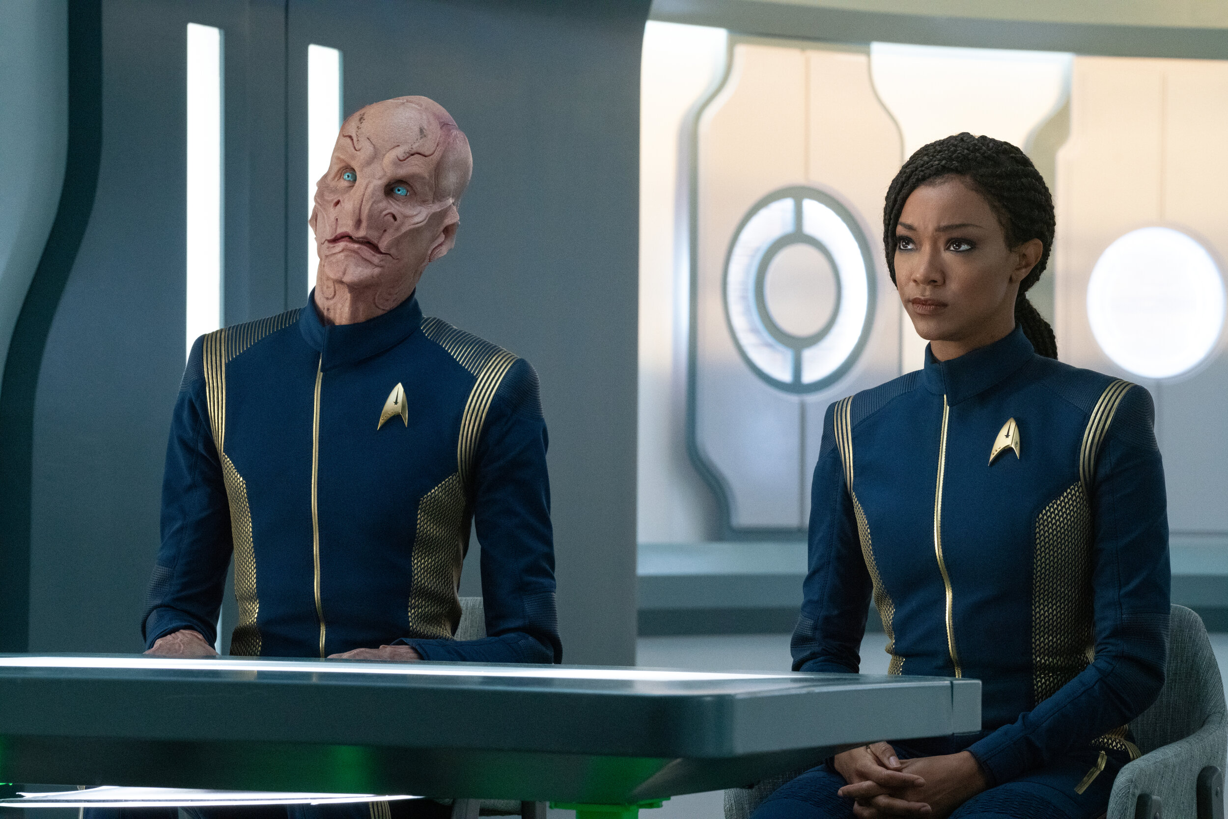   "Die Trying" -- Ep#305 -- Pictured: Doug Jones as Saru and Sonequa Martin-Green as Burnham of the CBS All Access series STAR TREK: DISCOVERY. Photo Cr: Michael Gibson/CBS ©2020 CBS Interactive, Inc. All Rights Reserved.  