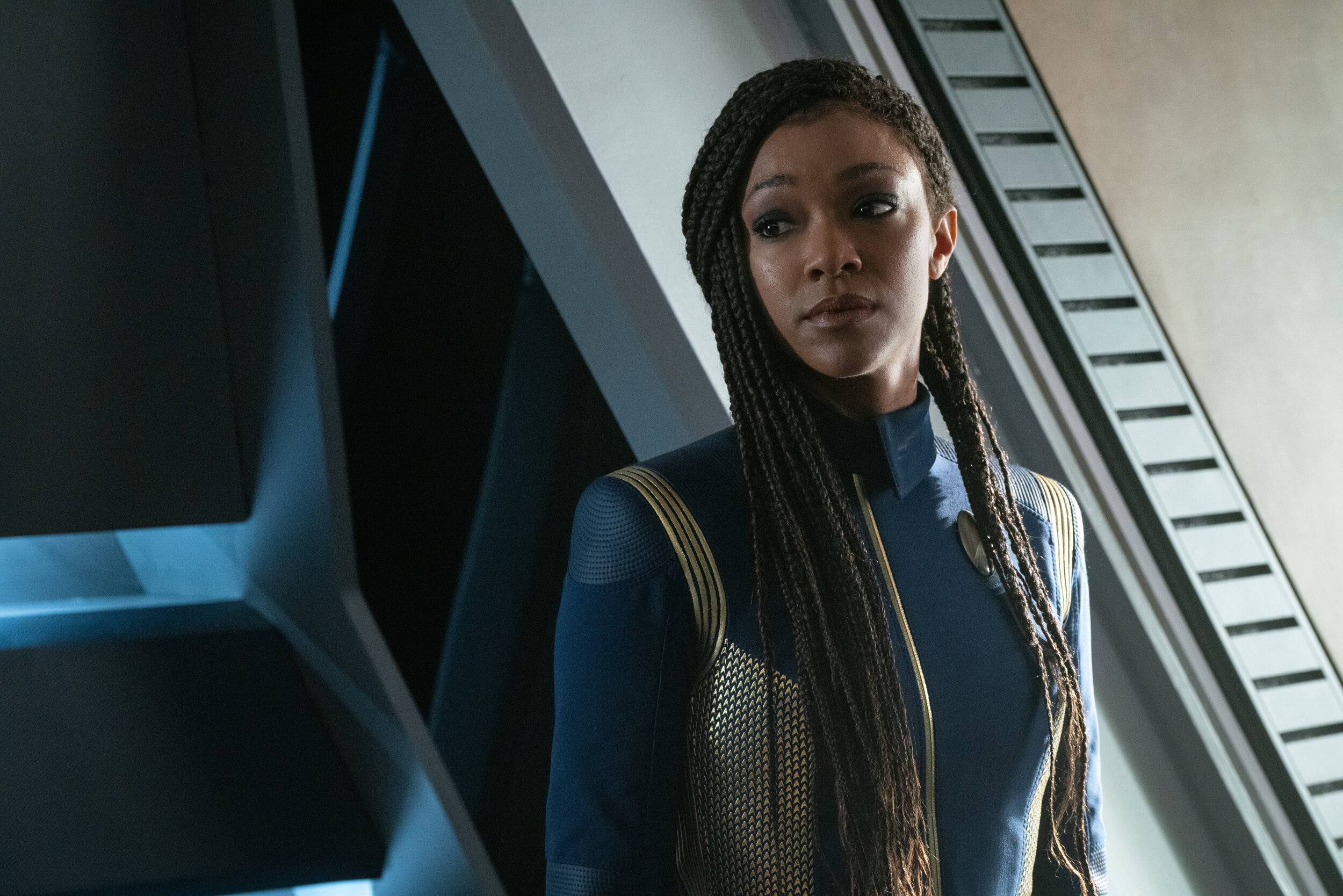   "Scavengers" -- Ep#306 -- Pictured: Sonequa Martin-Green as Burnham of the CBS All Access series STAR TREK: DISCOVERY. Photo Cr: Michael Gibson/CBS ©2020 CBS Interactive, Inc. All Rights Reserved.  