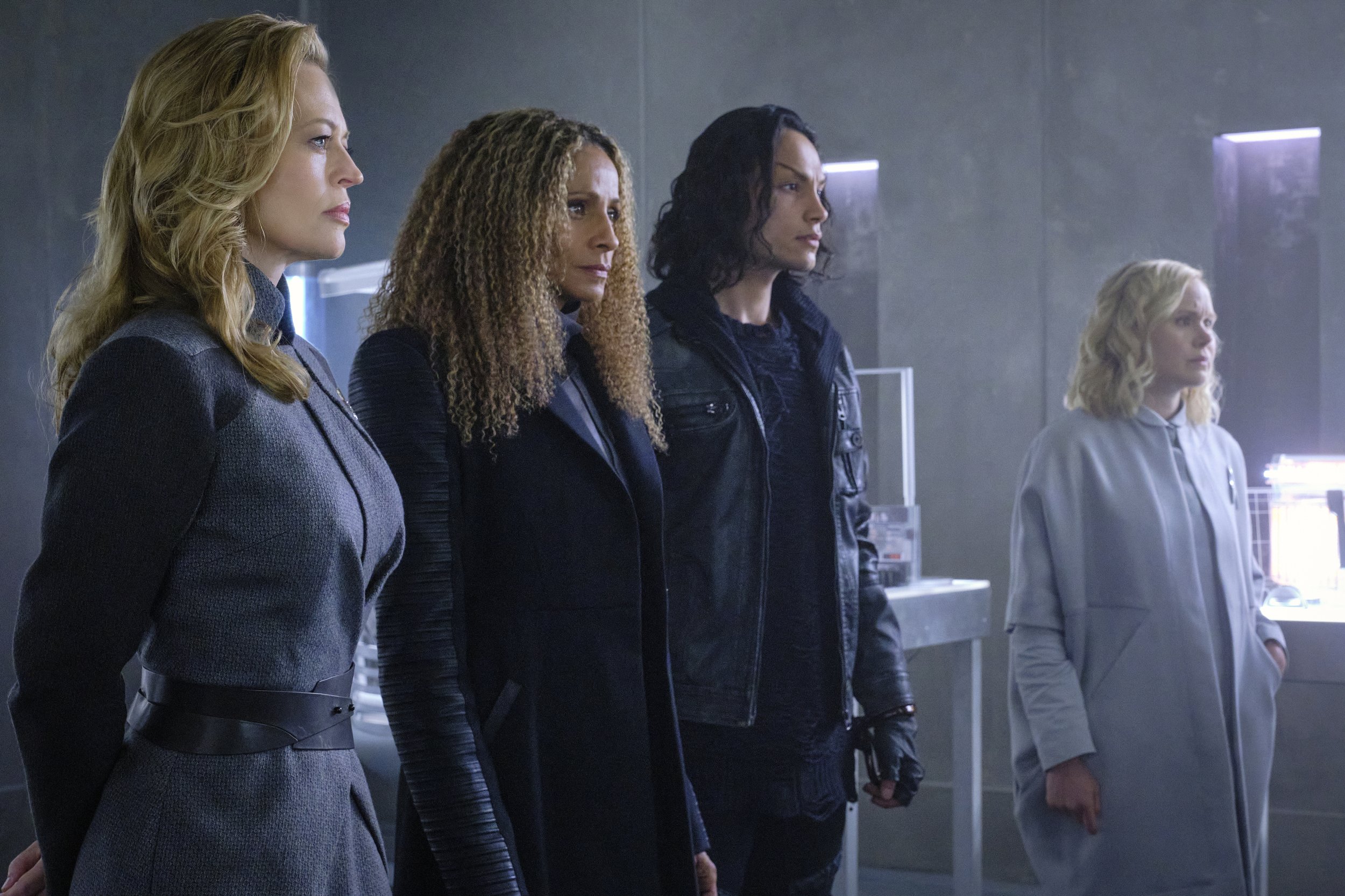   Pictured: Jeri Ryan as Seven of Nine, Michelle Hurd as Raffi, Evan Evagora as Elnor and Allison Pill as Jurati of the Paramount+ original series STAR TREK: PICARD. Photo Cr: Trae Patton/Paramount+ (C)2022 ViacomCBS. All Rights Reserved.  