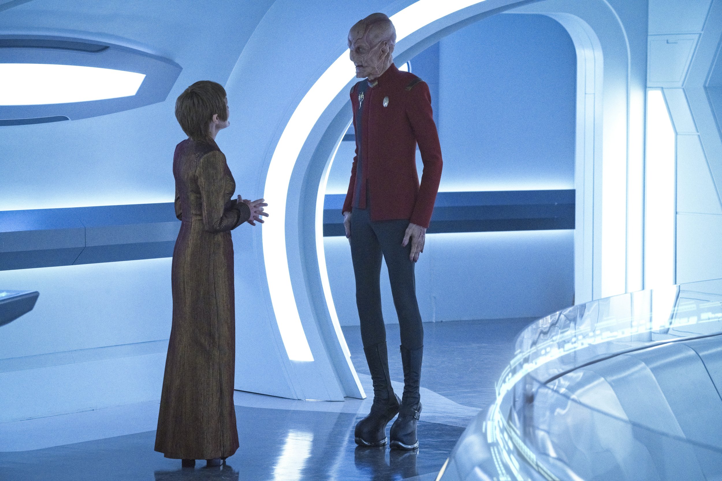   Pictured: Tara Rosling as T'Rina and Doug Jones as Saru of the Paramount+ original series STAR TREK: DISCOVERY. Photo Cr: Michael Gibson/Paramount+ (C) 2021 CBS Interactive. All Rights Reserved.  