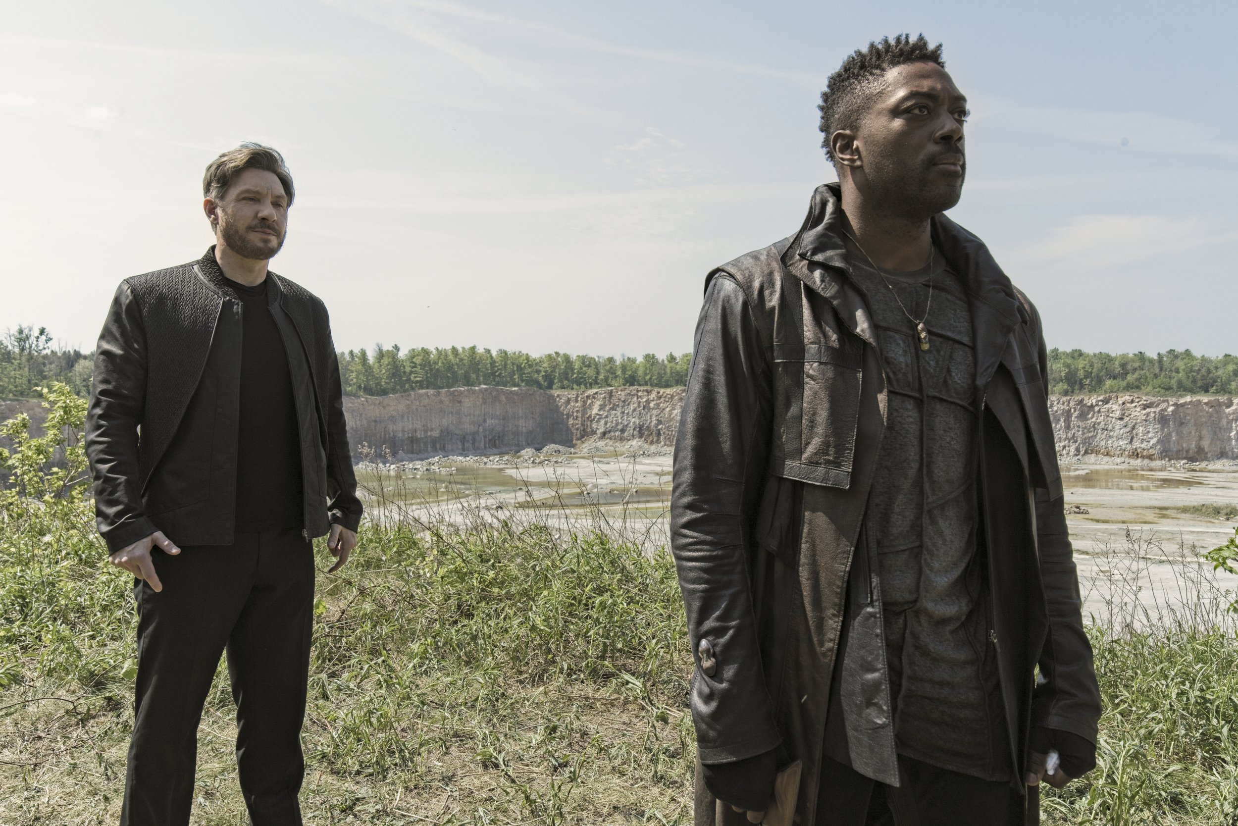   Pictured: Shawn Doyle as Ruon Tarka and David Ajala as Book of the Paramount+ original series STAR TREK: DISCOVERY. Photo Cr: Michael Gibson/Paramount+ (C) 2021 CBS Interactive. All Rights Reserved.  