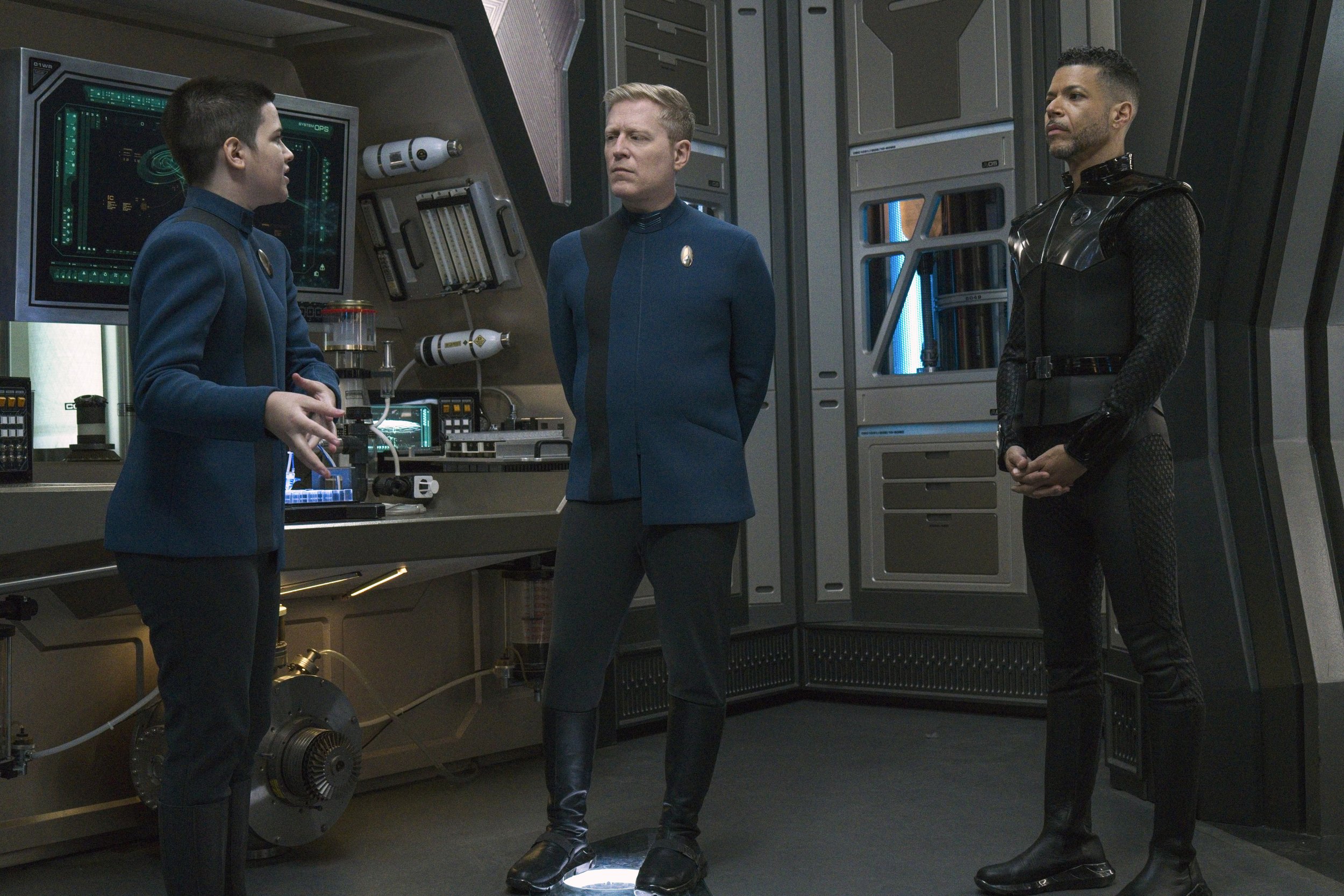   Pictured: Blu del Barrio as Adira, Anthony Rapp as Stamets and Wilson Cruz as Culber of the Paramount+ original series STAR TREK: DISCOVERY. Photo Cr: Michael Gibson/Paramount+ (C) 2021 CBS Interactive. All Rights Reserved.  