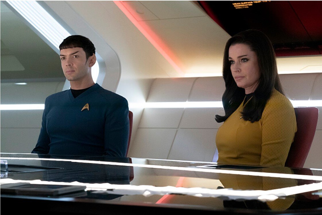   Ethan Peck  as Spock and  Rebecca Romijn  as Una. Photo Credit: Michael Gibson/Paramount+ 