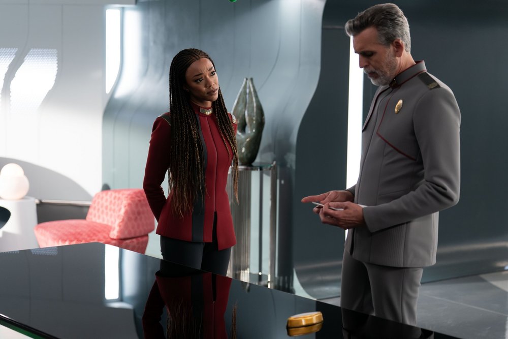   Sonequa Martin-Green  as Burnham and  Oded Fehr  as Admiral Vance (Marni Grossman /Paramount+) 