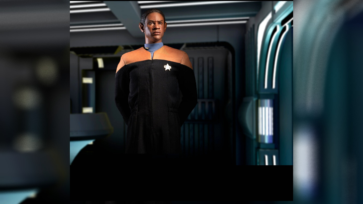 Star Trek Voyager 9" Figure Lieutenant Tuvok 