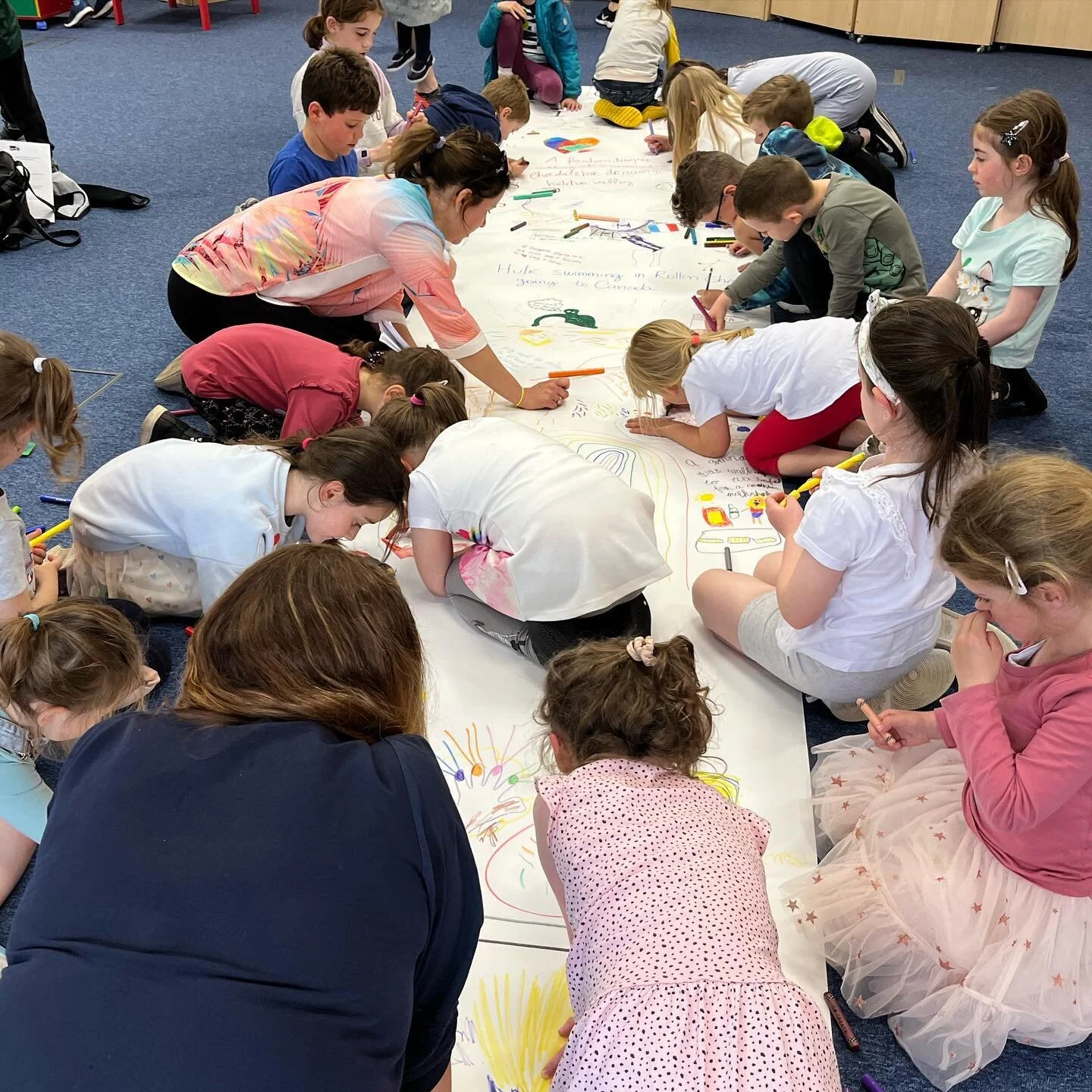 🎊 Yesterday was Cruinni&uacute; na n&Oacute;g, the Ireland-wide festival for children! ➡️ Swipe for + photos

Juliette Saumande and I welcomed lots of wonderful families in Ashbourne Library for a Poetry and Art Treasure Hunt with the clues scattere