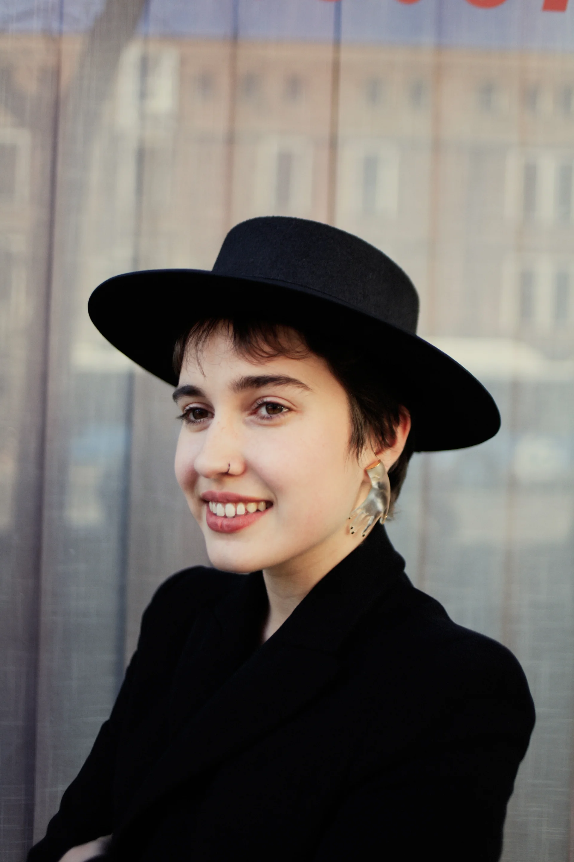 20Beatriz Palacios_Idols_b.jpg