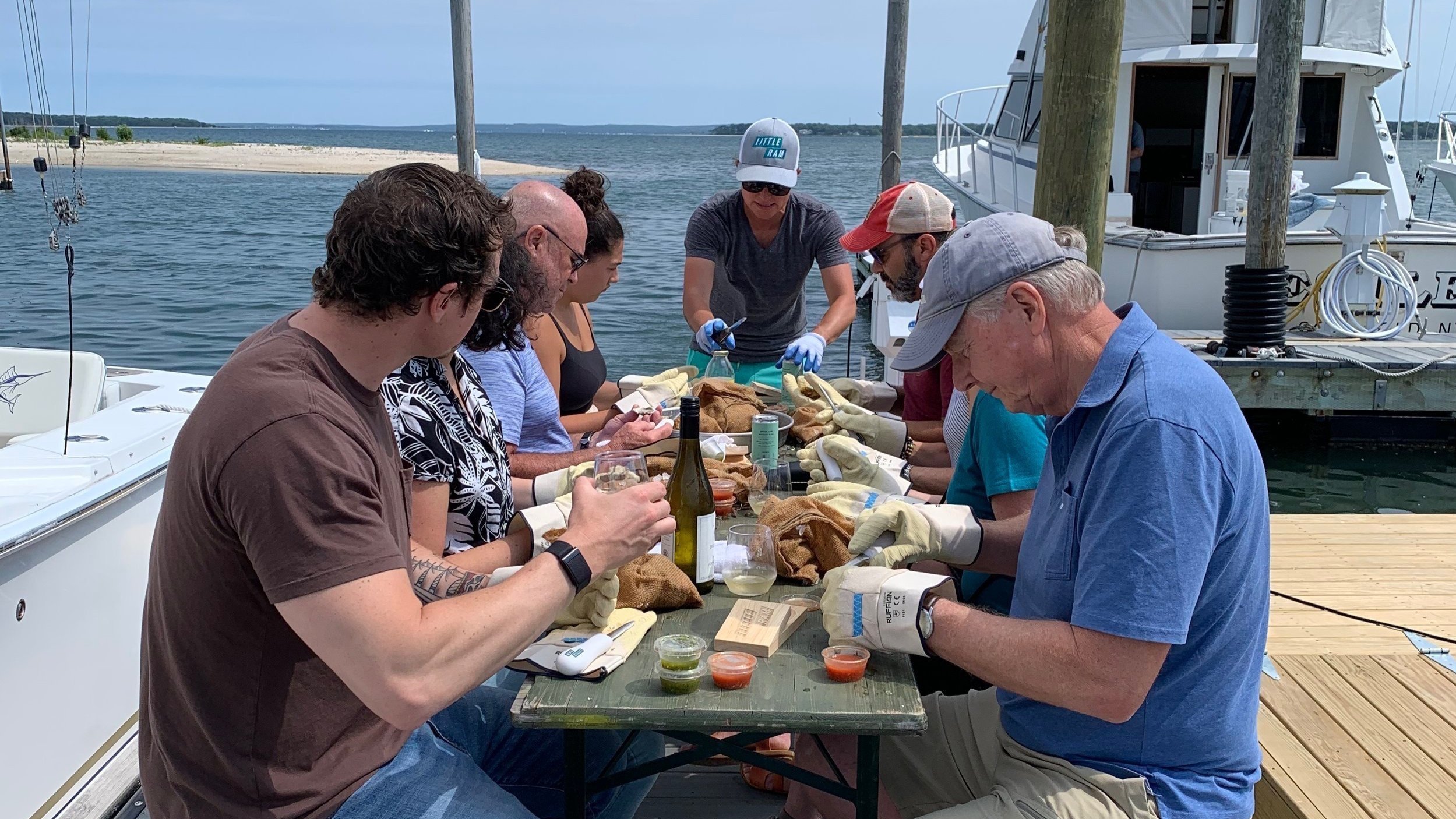 Shucking Class, Tasting + Wine Pairing for 6