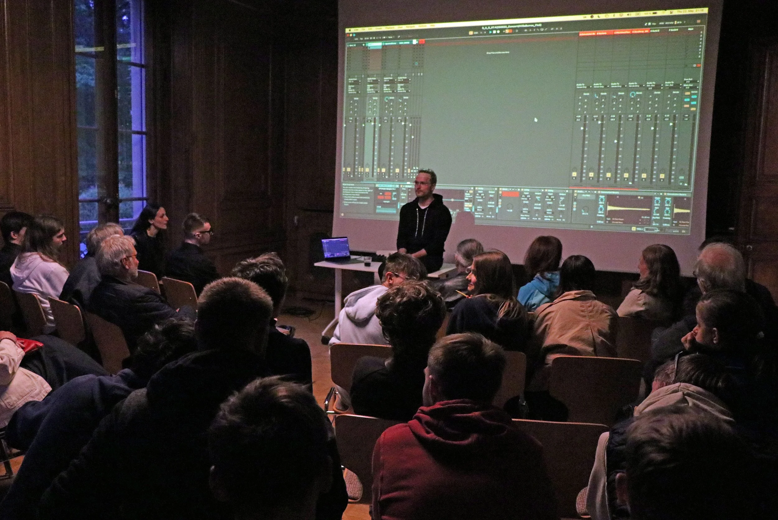Q&A Session after the concert // Picture by Jean Marie Boubel