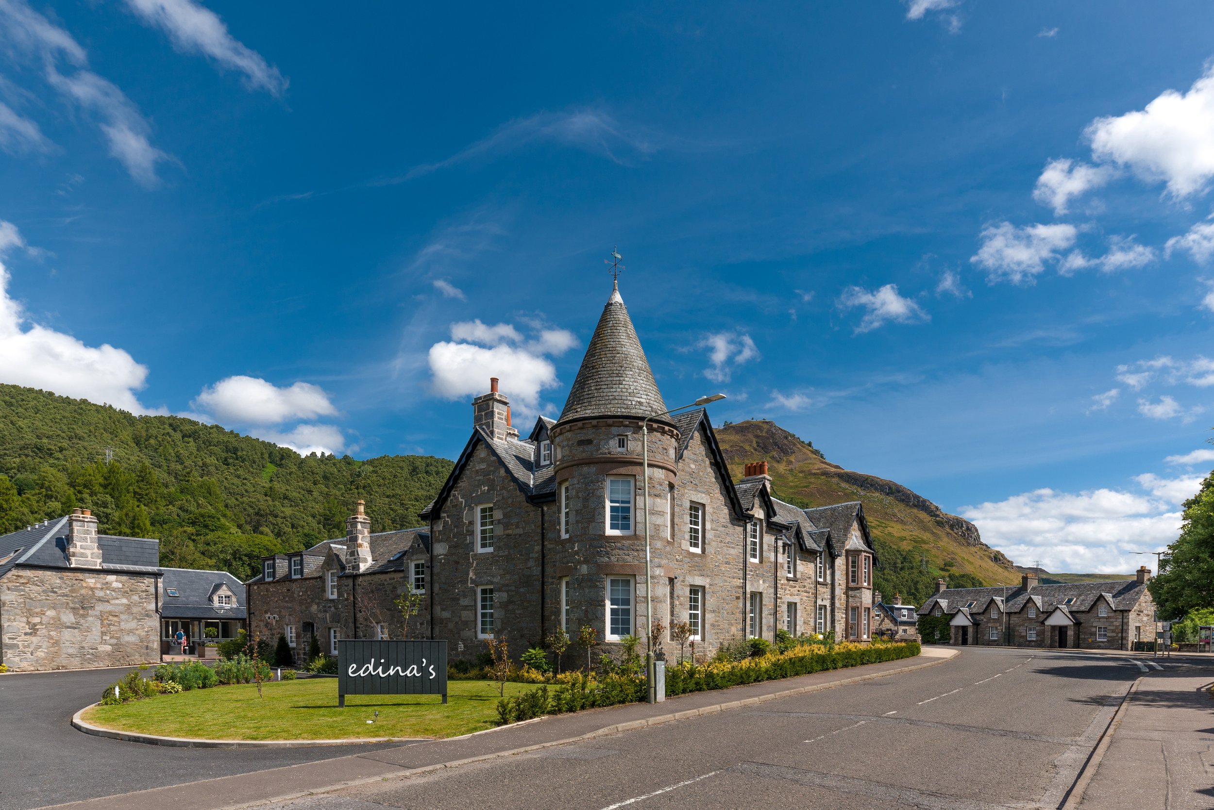 DUNALASTAIR HOTEL, SCOTLAND