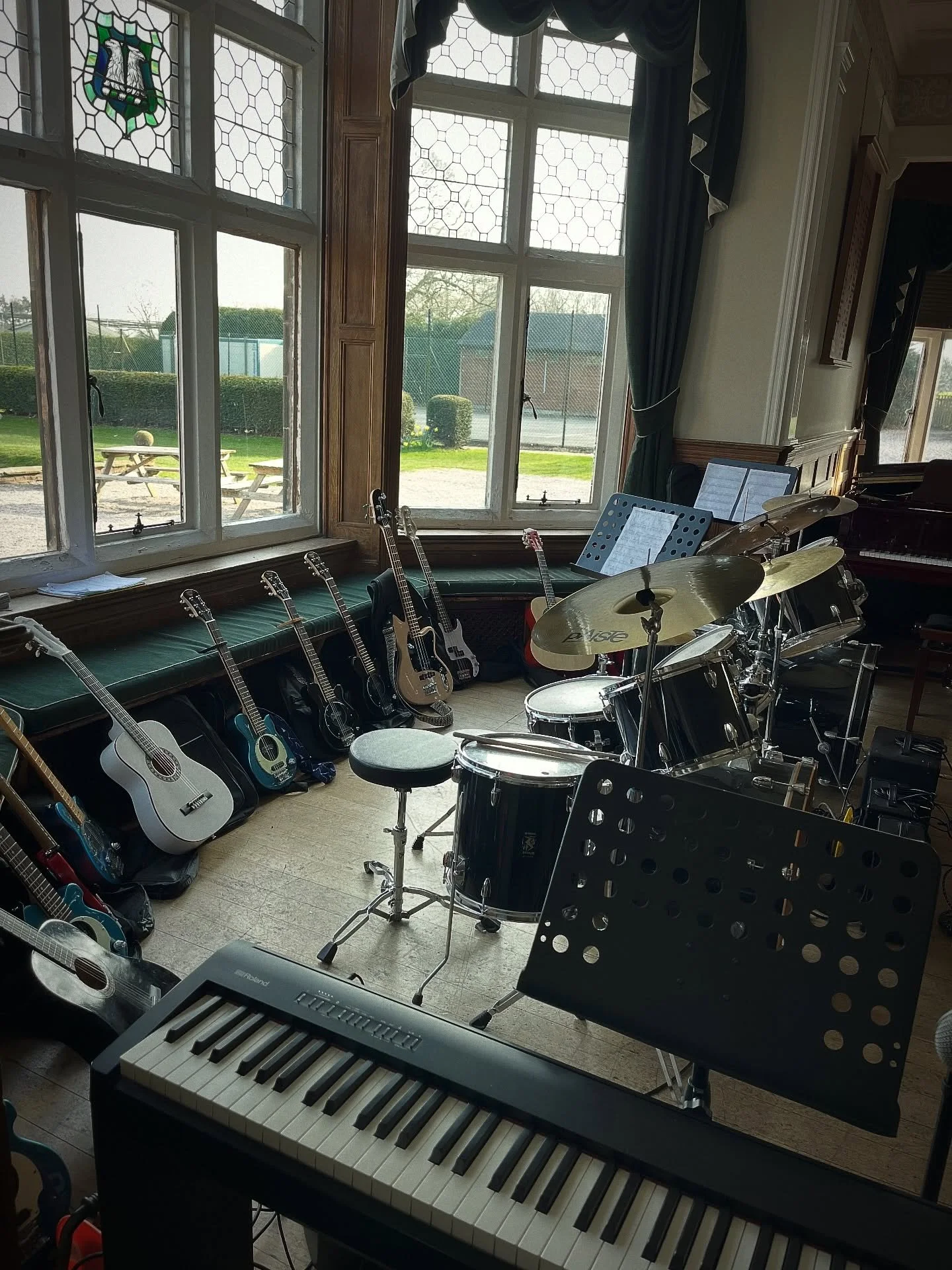 A very busy music showcase over at @terranovaschool this evening with students aged from just Year 1 up to Year 8, all performing superbly. Next up, our South Manchester BATTLE OF THE BANDS! See you all tomorrow 🫡