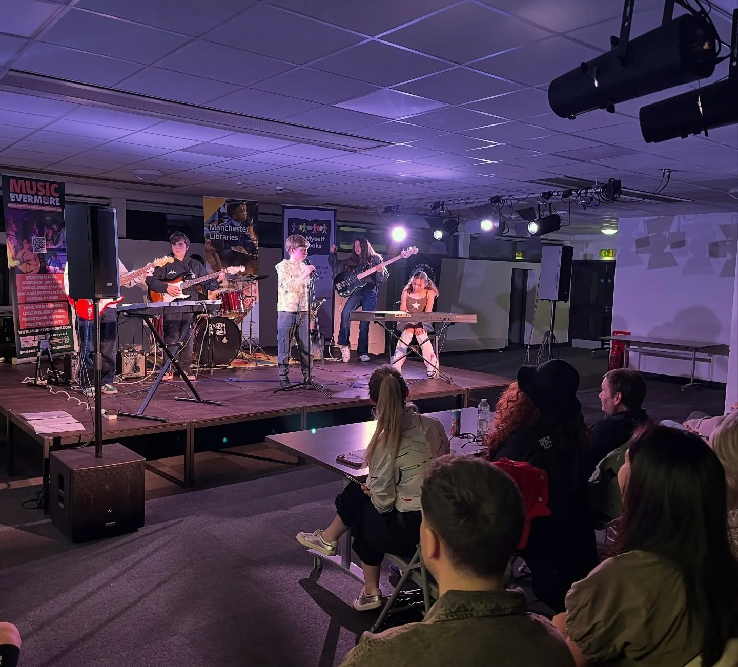 A week has passed and the dust has settled. Time to recap last Fridays Battle of the Bands! First up was SKILL ISSUE with Everybody Wants To Rule The World, complete with trumpet solo! 🎺 💯