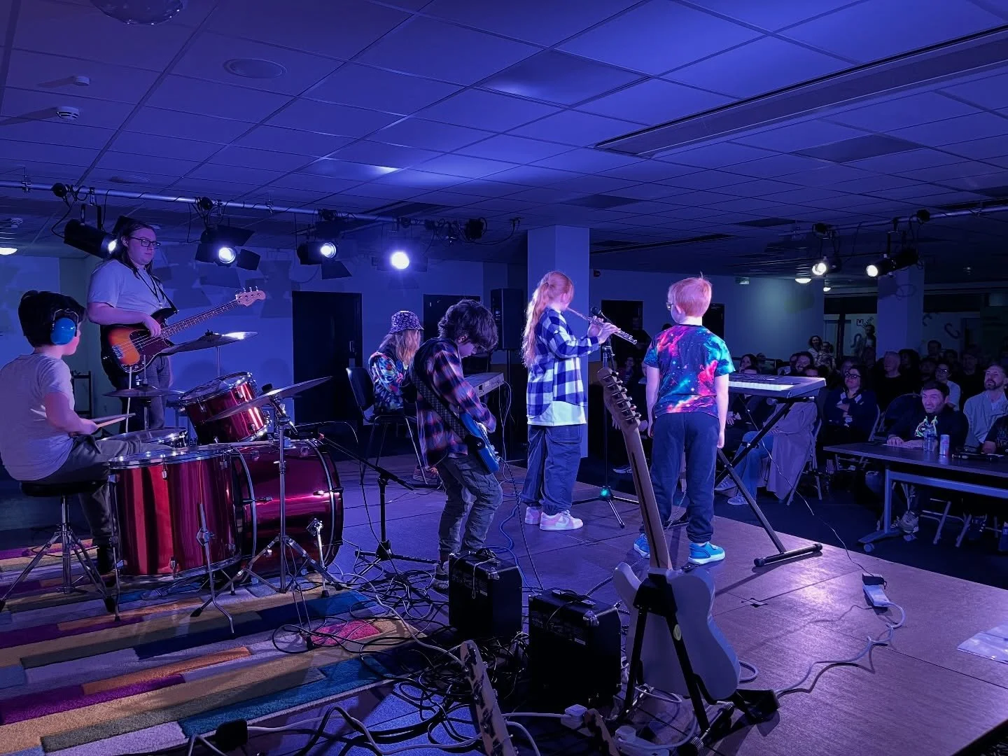 YOUR WORST NIGHTMARE third onto the stage with a Star Wars themed intro straight into Toxic by Britney Spears. Full band setup complete with flute 🪈 Doesn&rsquo;t get much more unique than that. Brilliant!