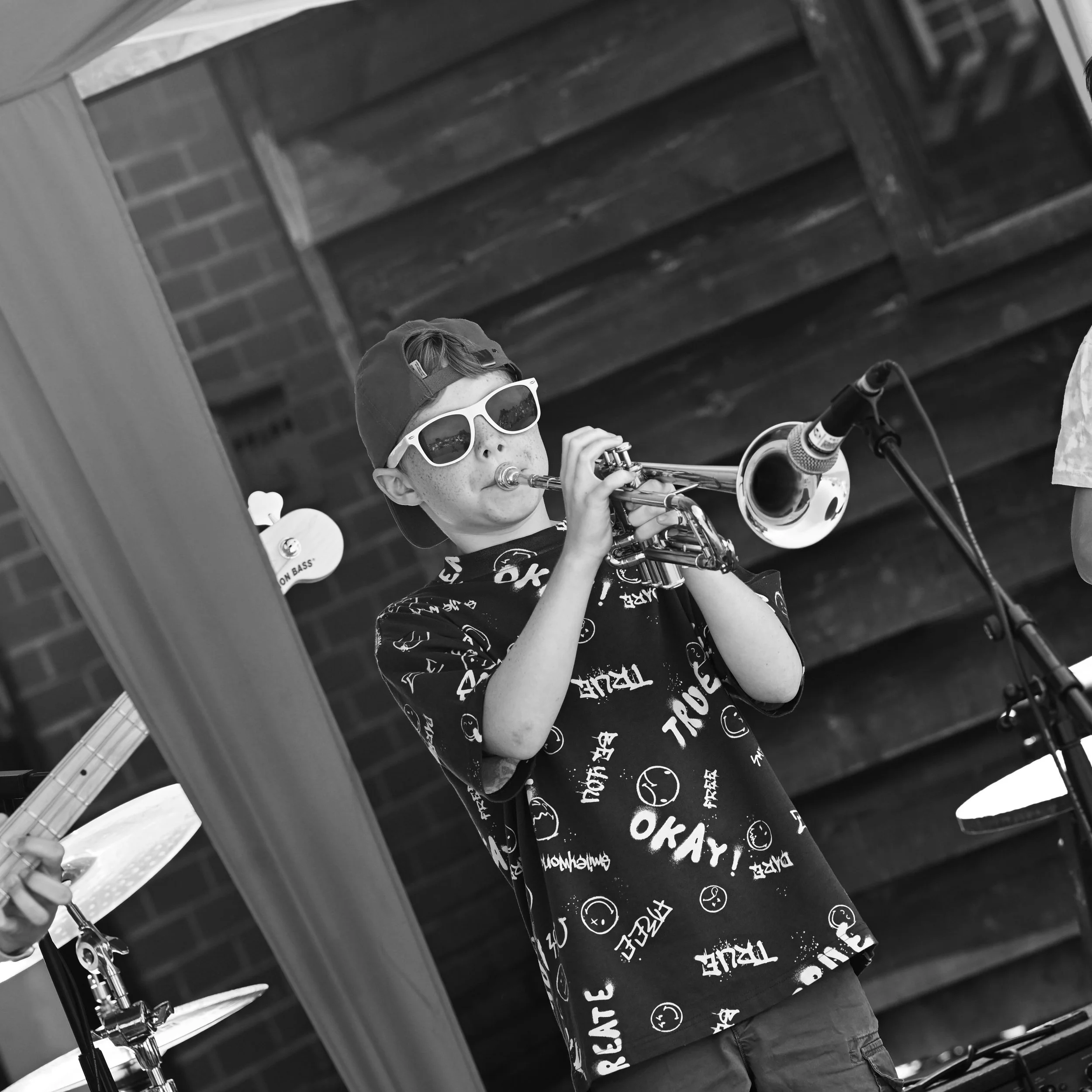 CM2_3408_bw.jpg